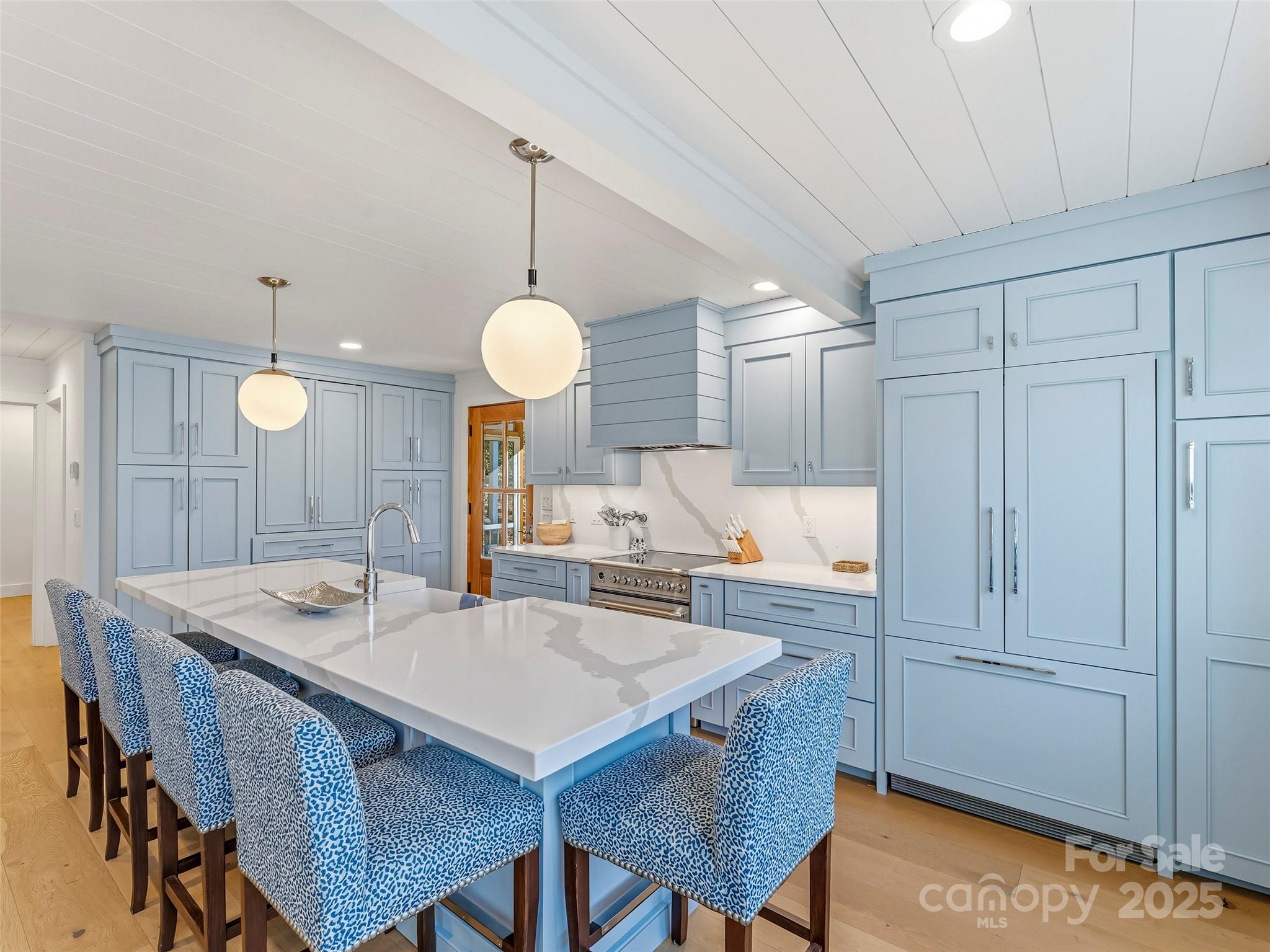 40 Toxaway Landing Drive — Lake Toxaway