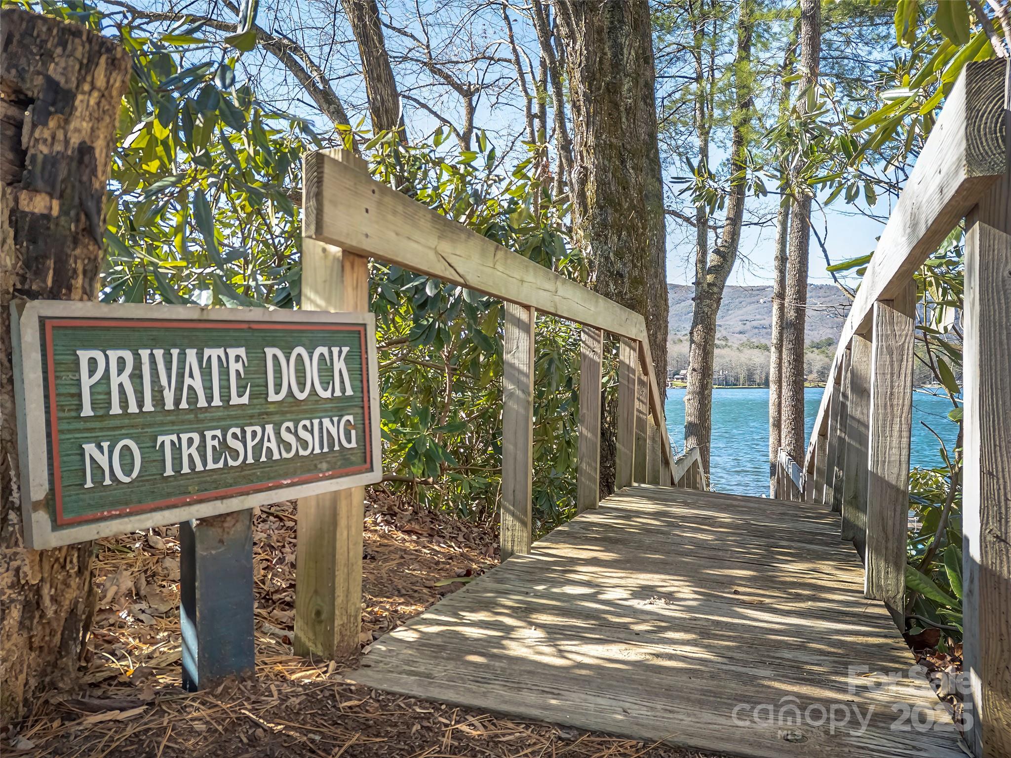 40 Toxaway Landing Drive — Lake Toxaway