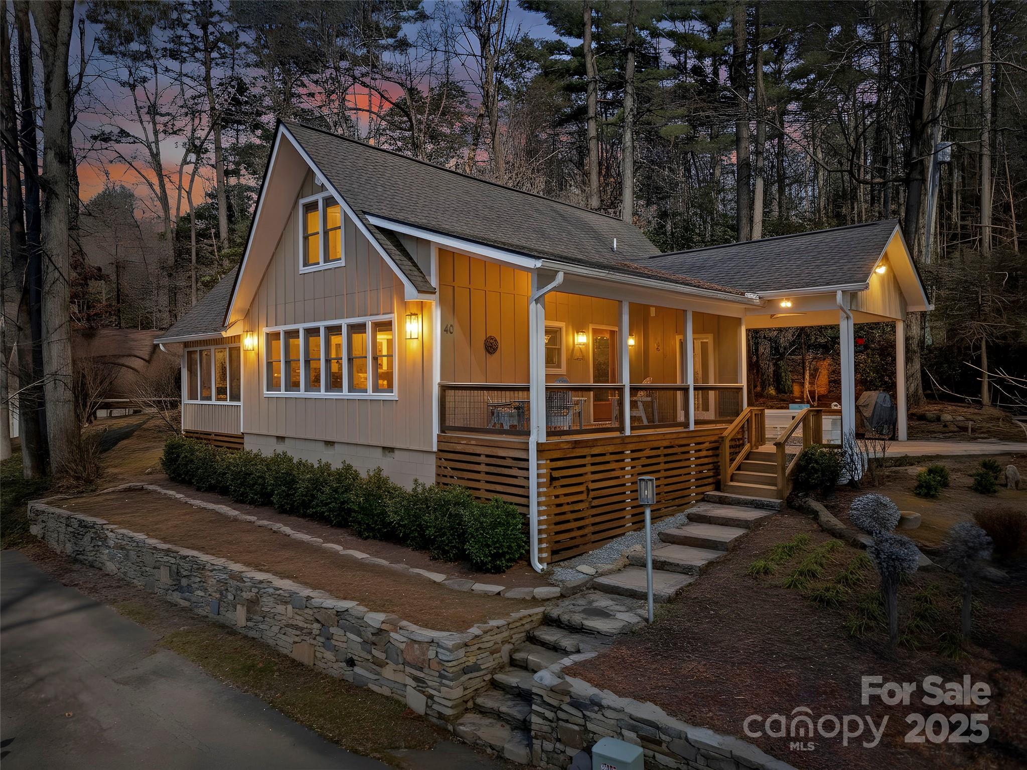 40 Toxaway Landing Drive — Lake Toxaway