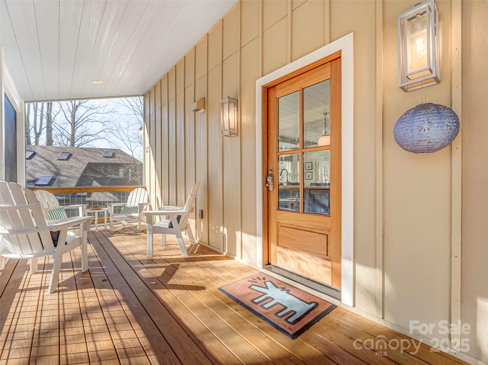 40 Toxaway Landing Drive — Lake Toxaway