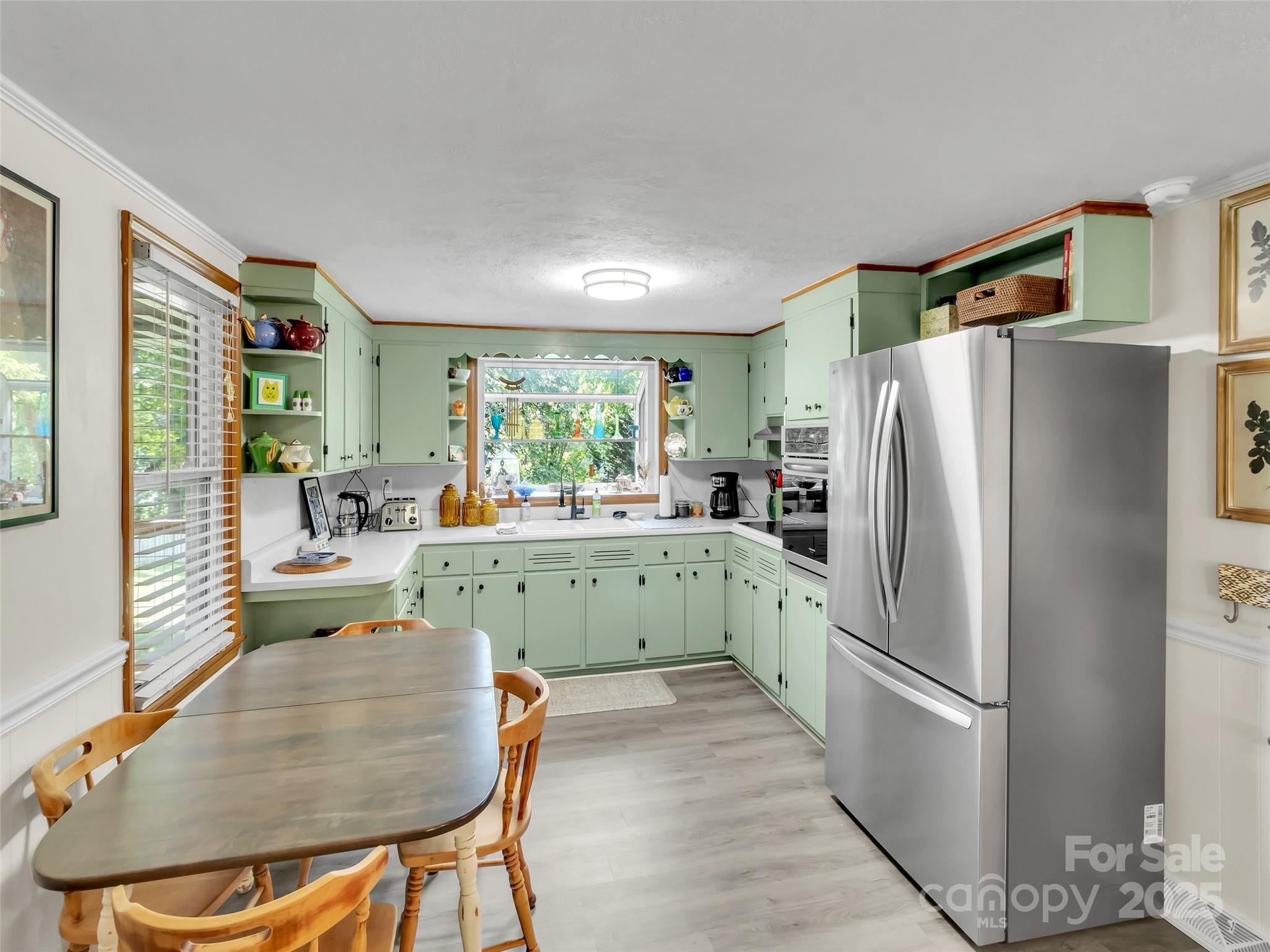 340 Mauney Cove Road — Waynesville