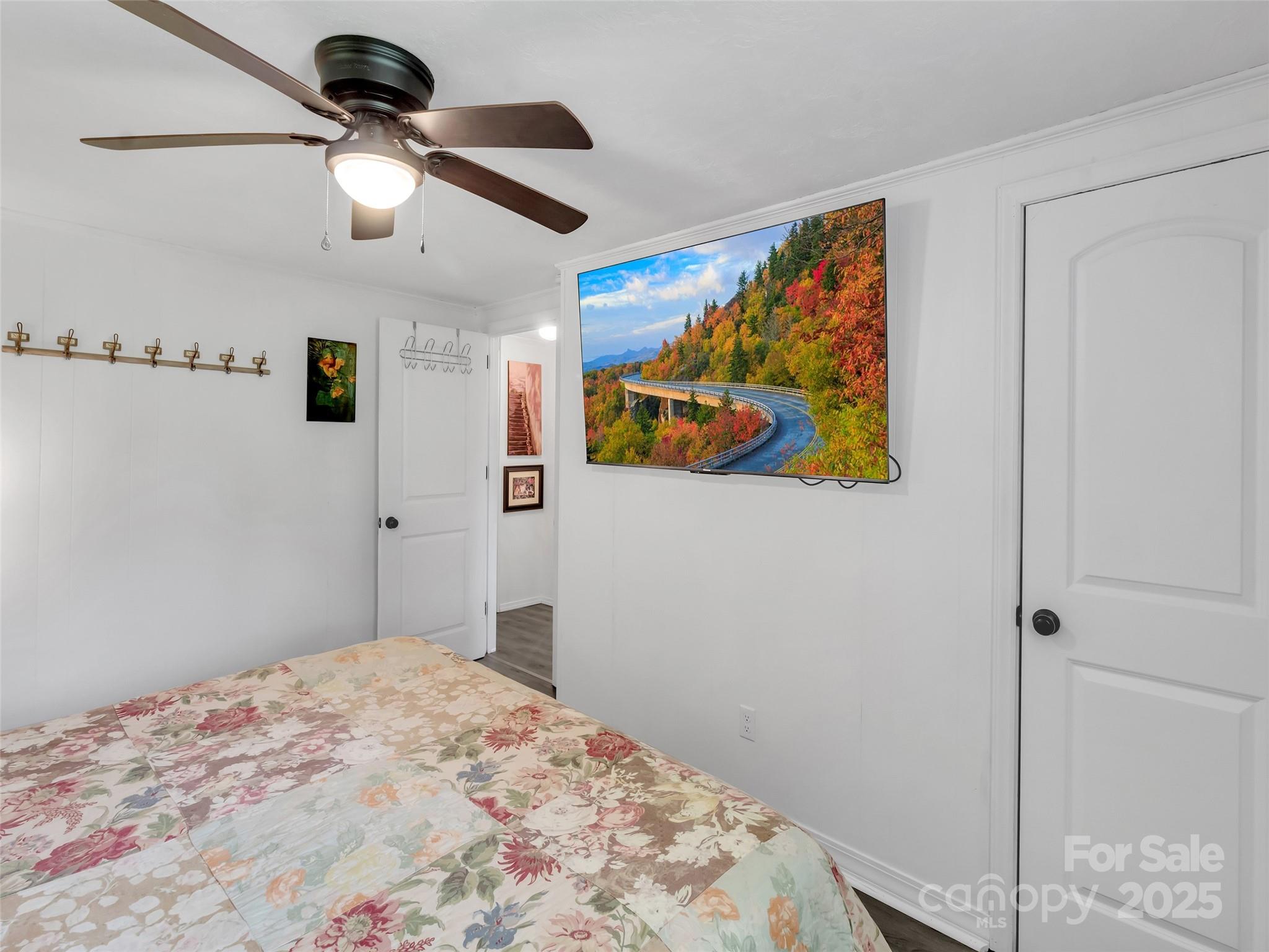 340 Mauney Cove Road — Waynesville