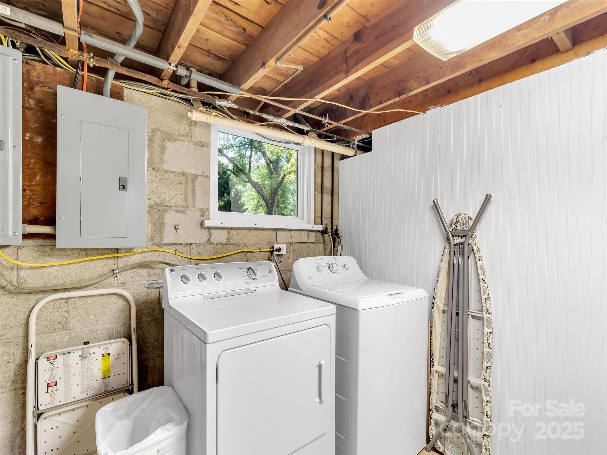340 Mauney Cove Road — Waynesville