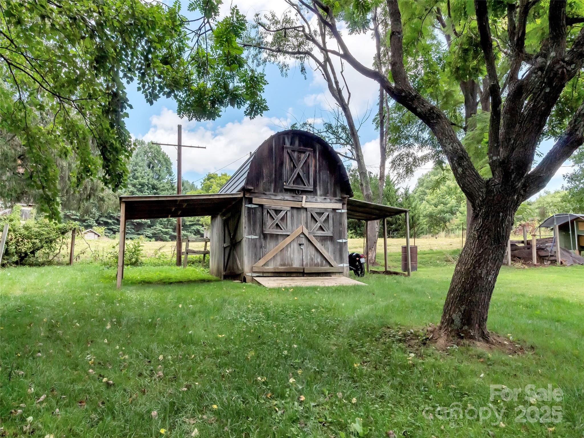 340 Mauney Cove Road — Waynesville
