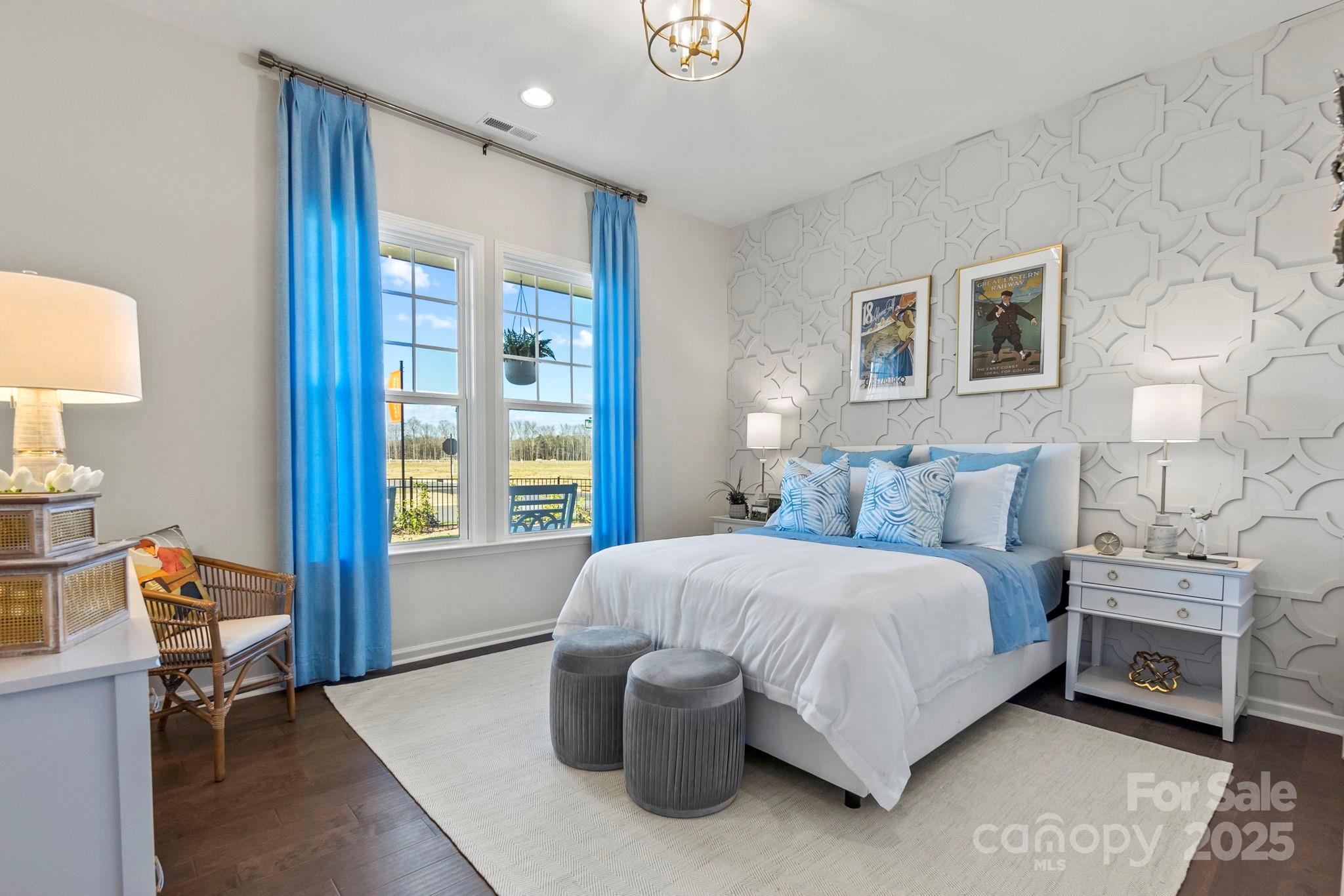 5068 Duval Circle — Tega Cay