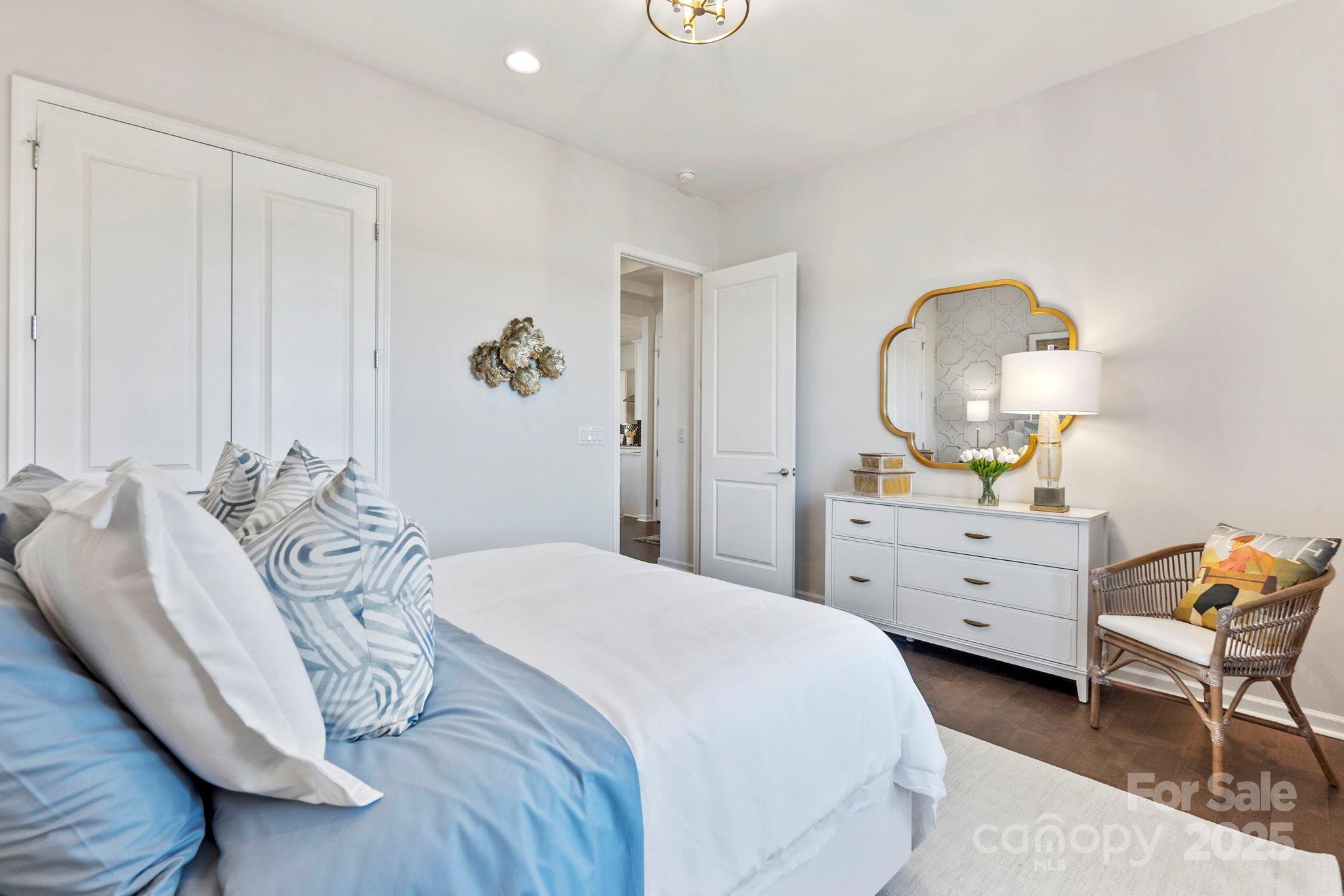 5068 Duval Circle — Tega Cay
