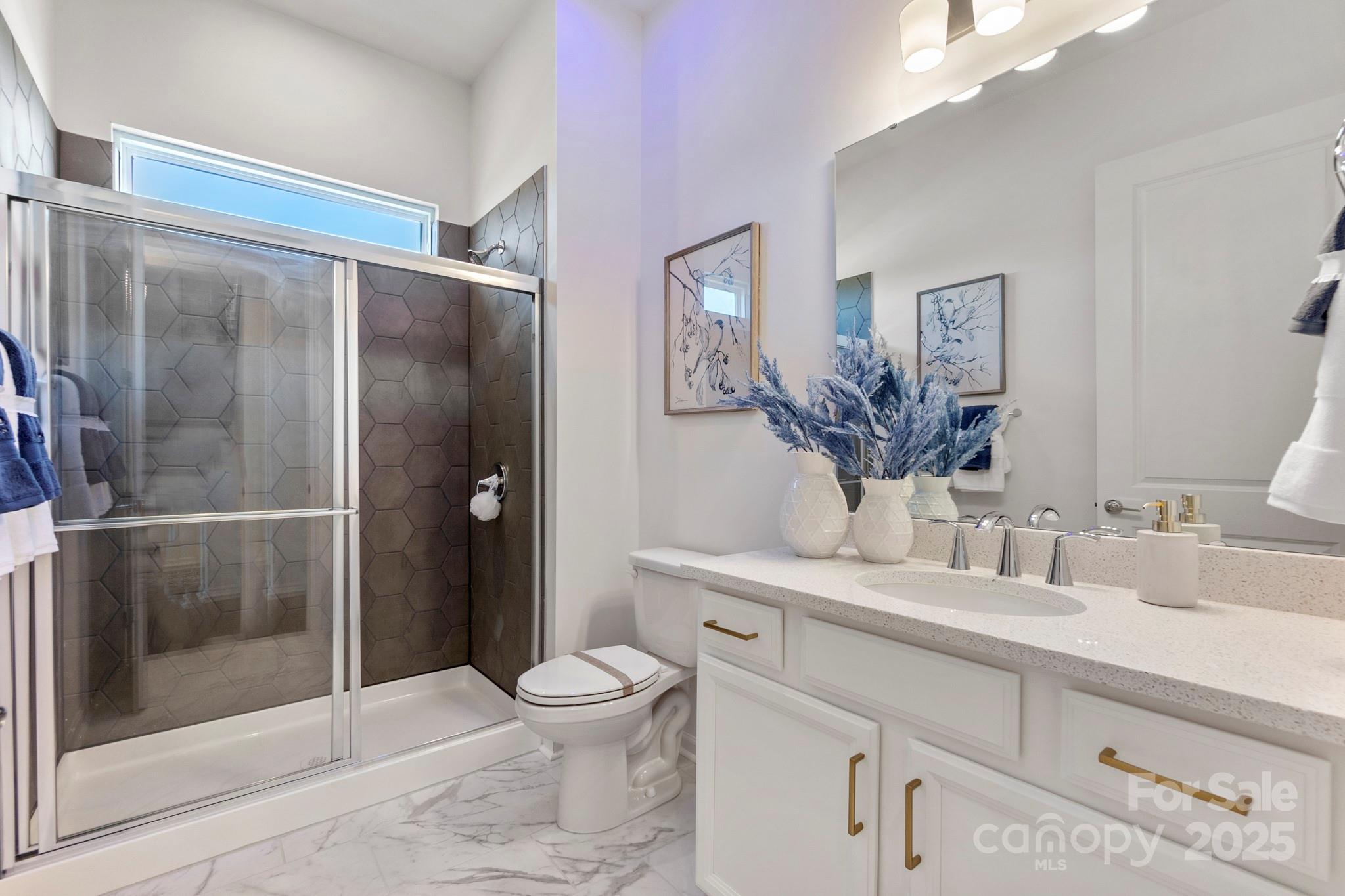 5068 Duval Circle — Tega Cay