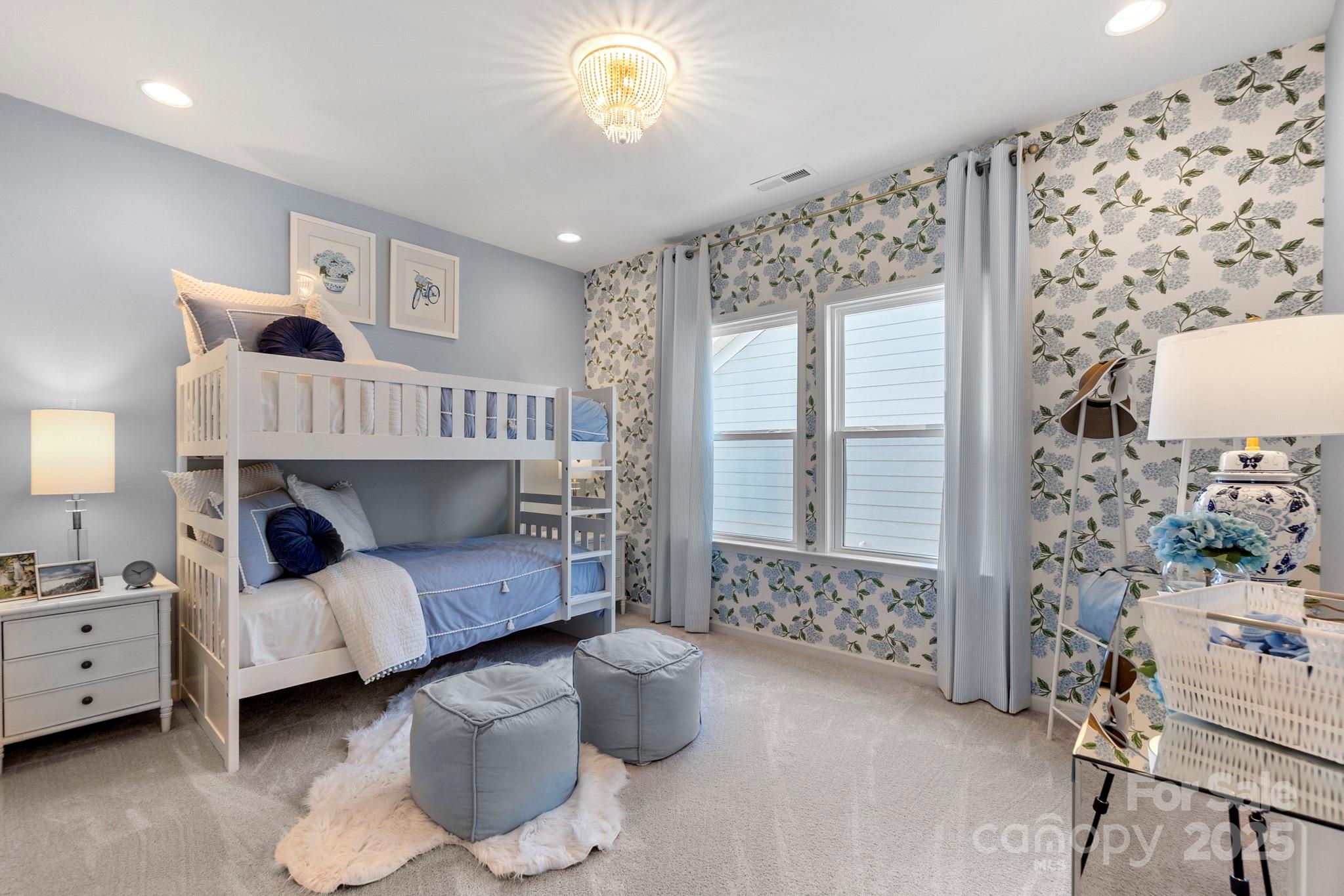 5068 Duval Circle — Tega Cay