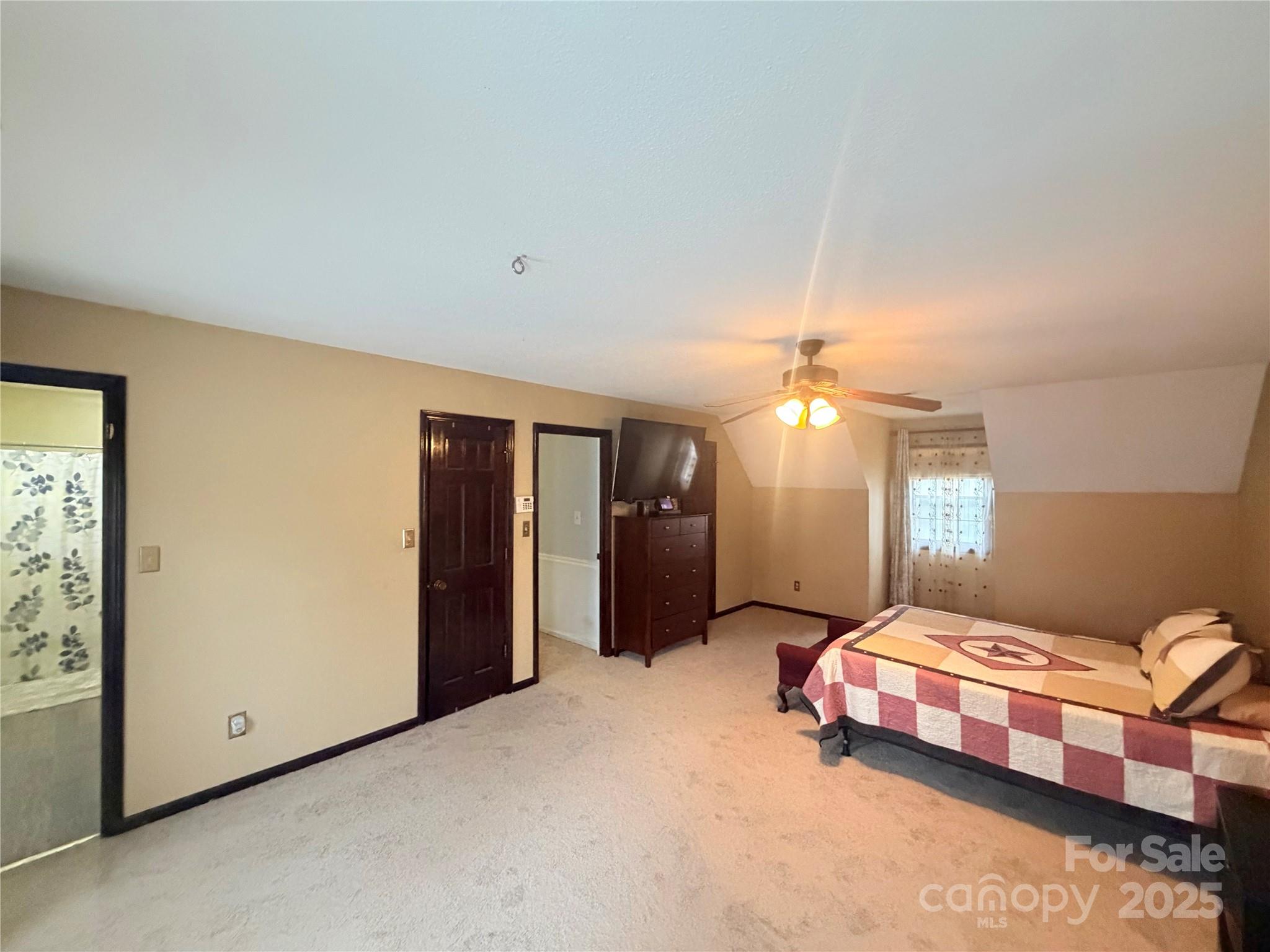 709 Woodside Drive — Kings Mountain