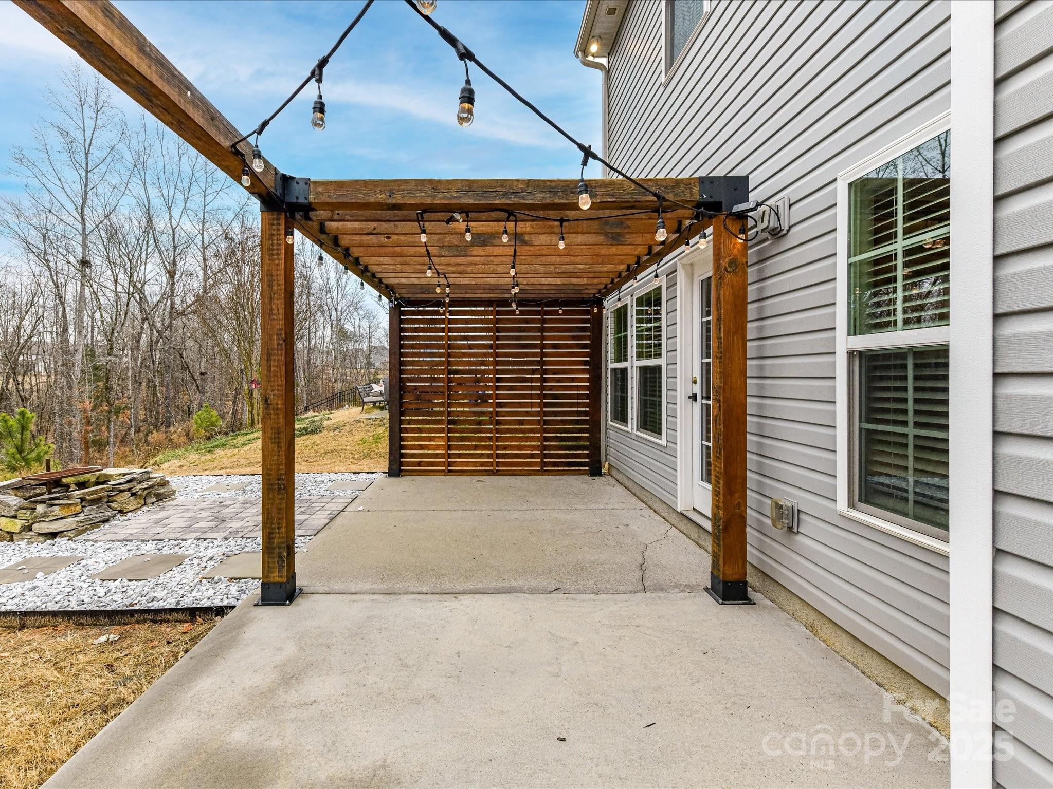 1257 Loggerhead Drive — Lancaster