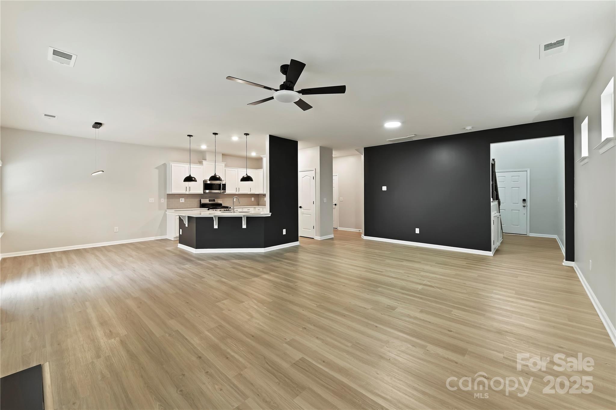 1257 Loggerhead Drive — Lancaster
