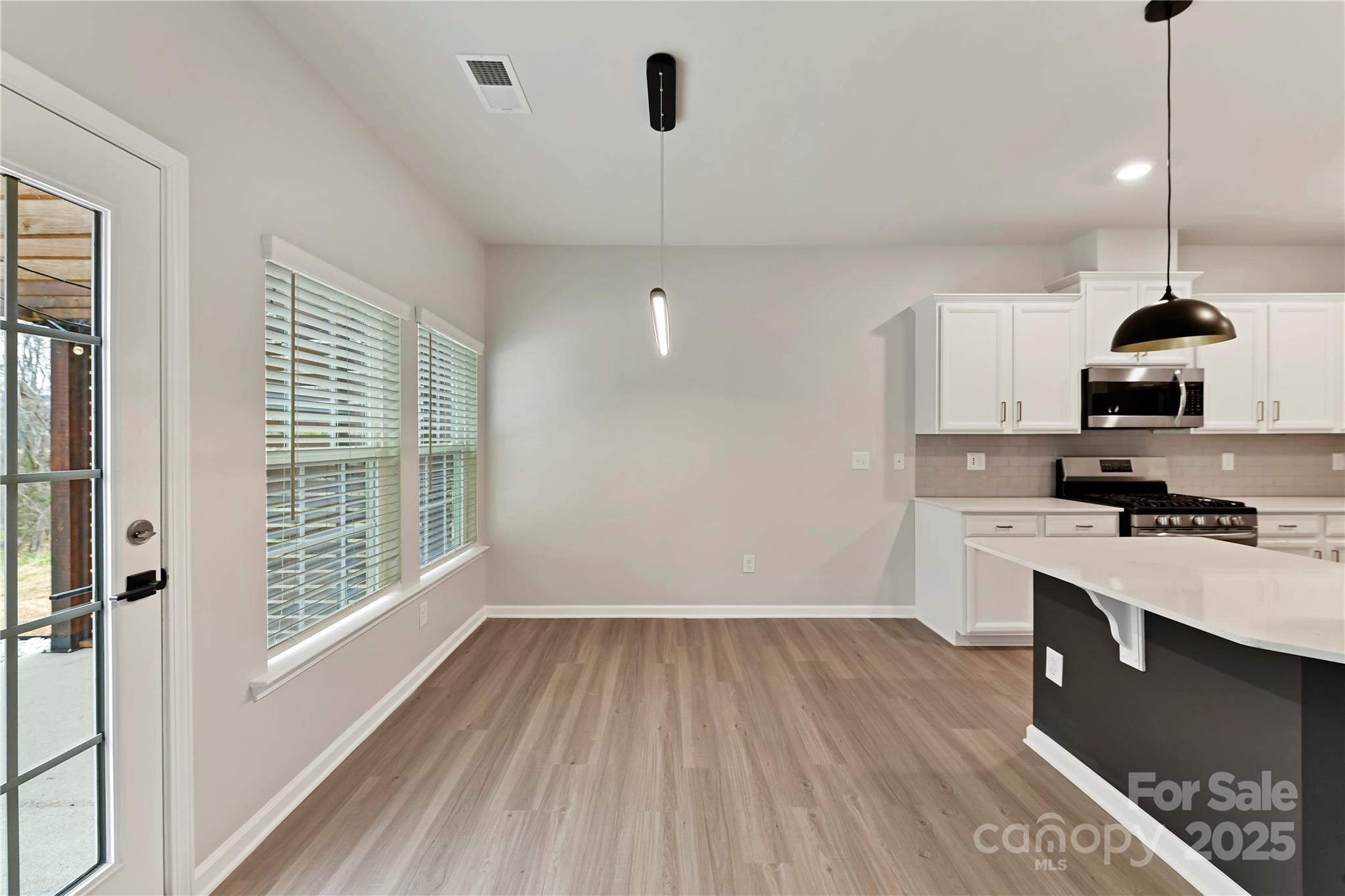 1257 Loggerhead Drive — Lancaster