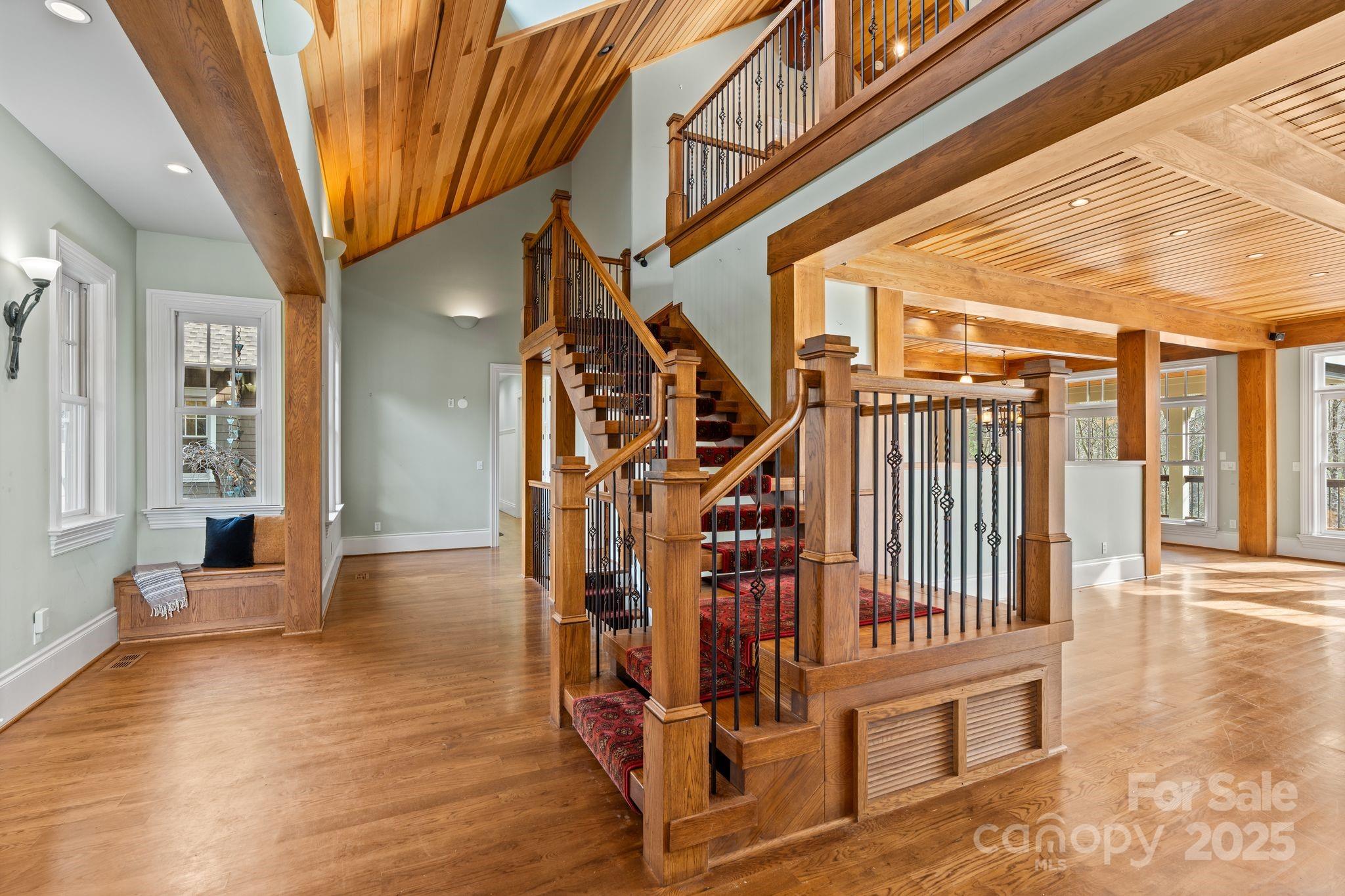 14 Landsdowne Court — Asheville