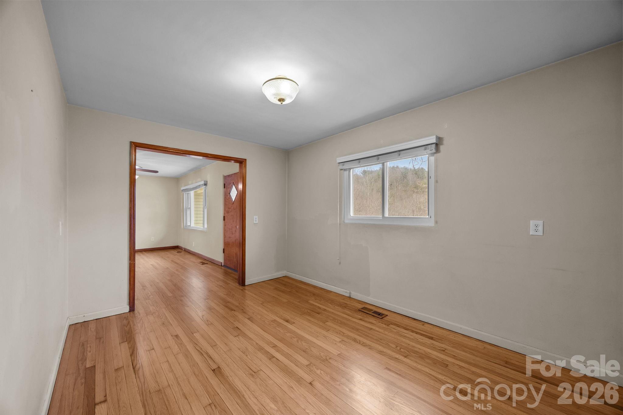 82 Greasy Cove Road — Leicester