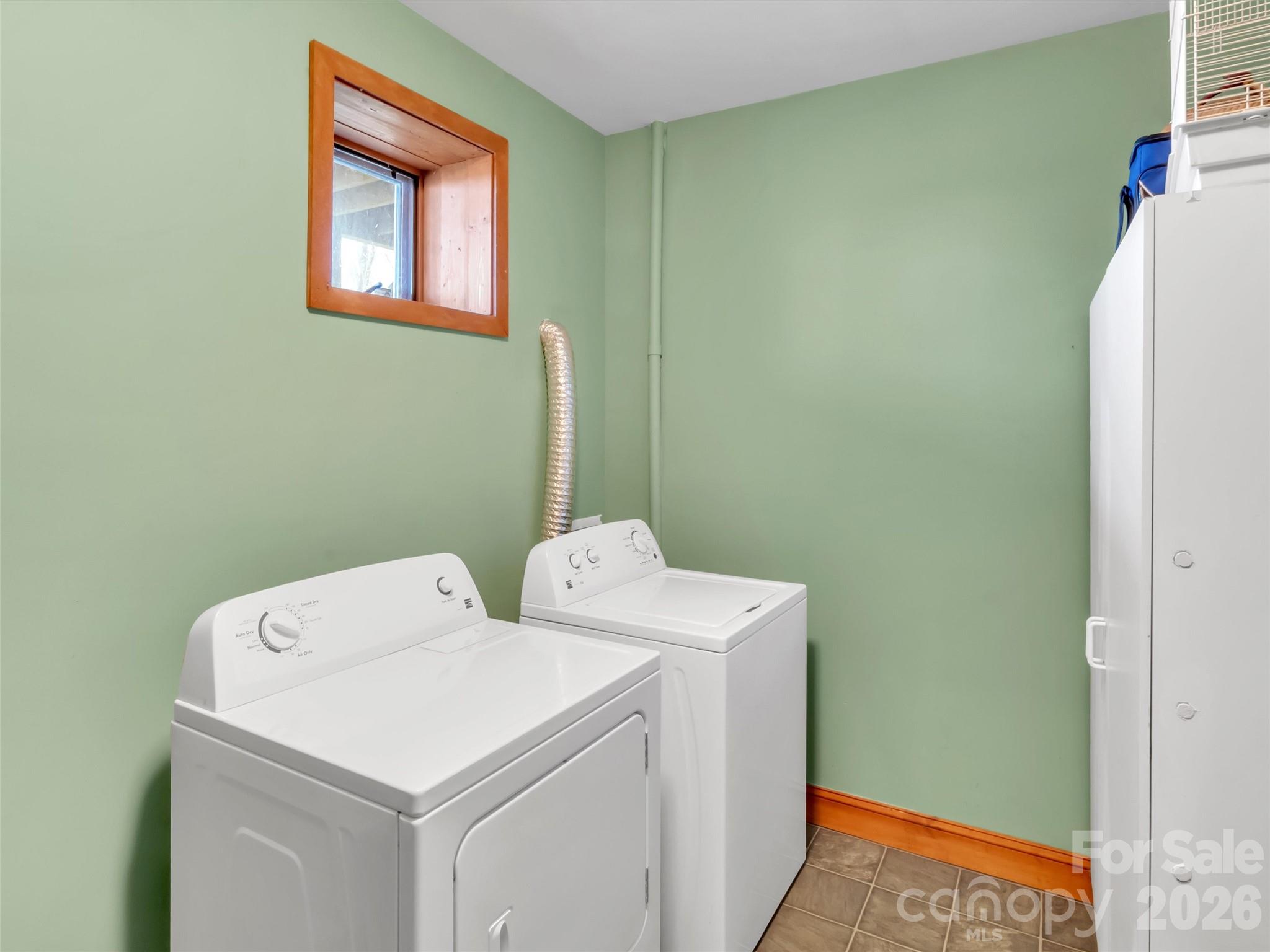1201 Cathey Cove Road — Waynesville