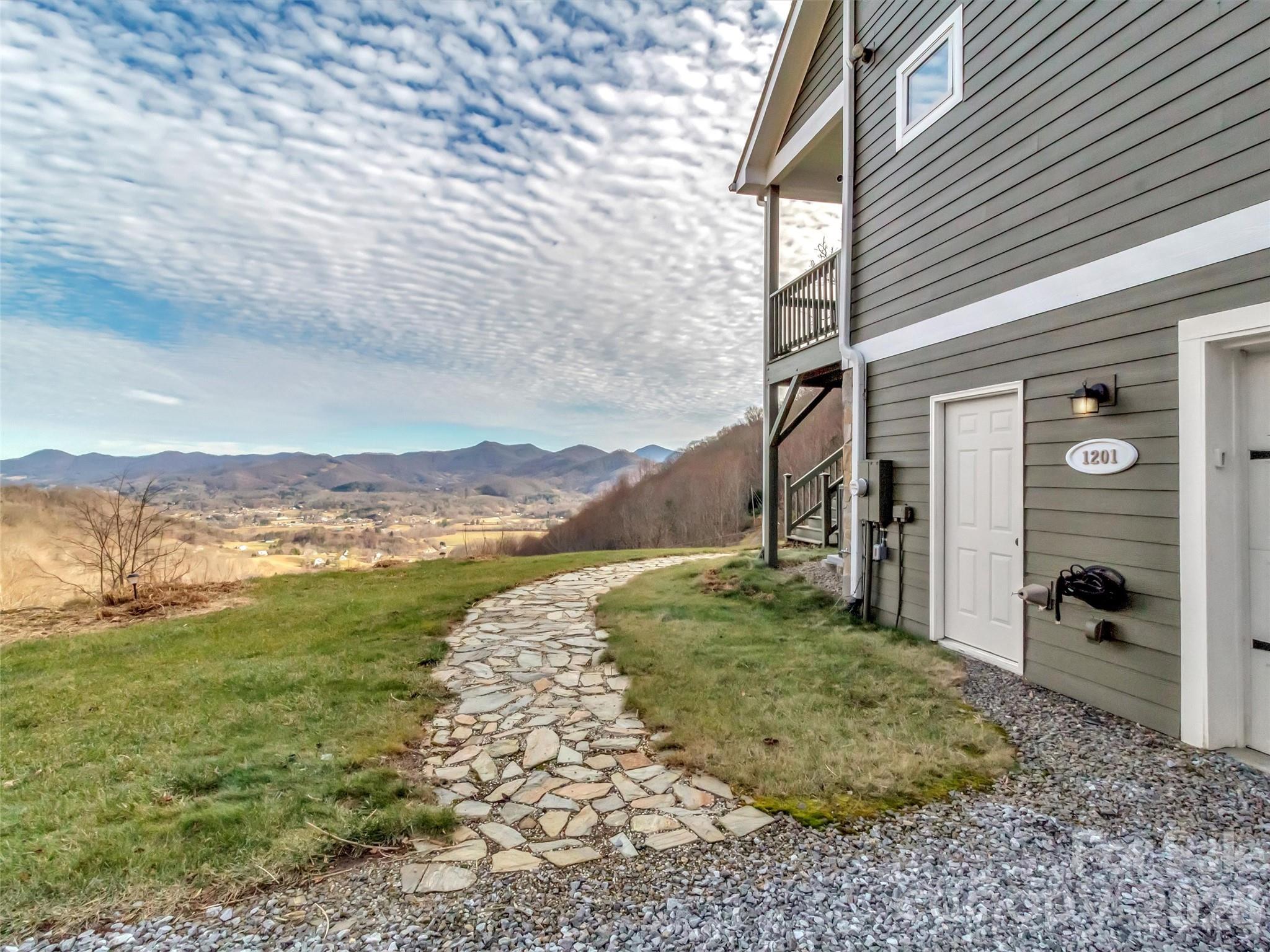 1201 Cathey Cove Road — Waynesville