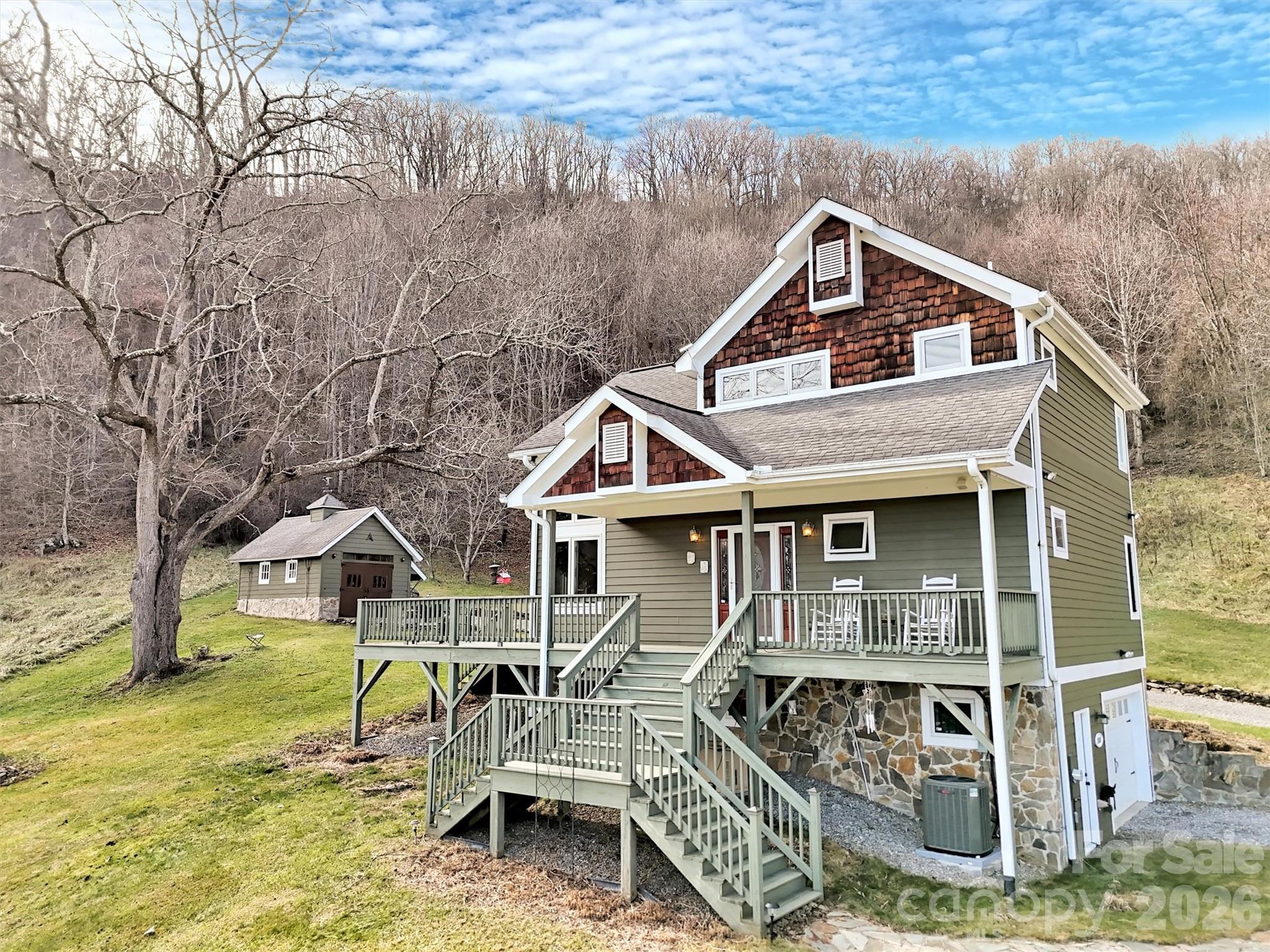 1201 Cathey Cove Road — Waynesville