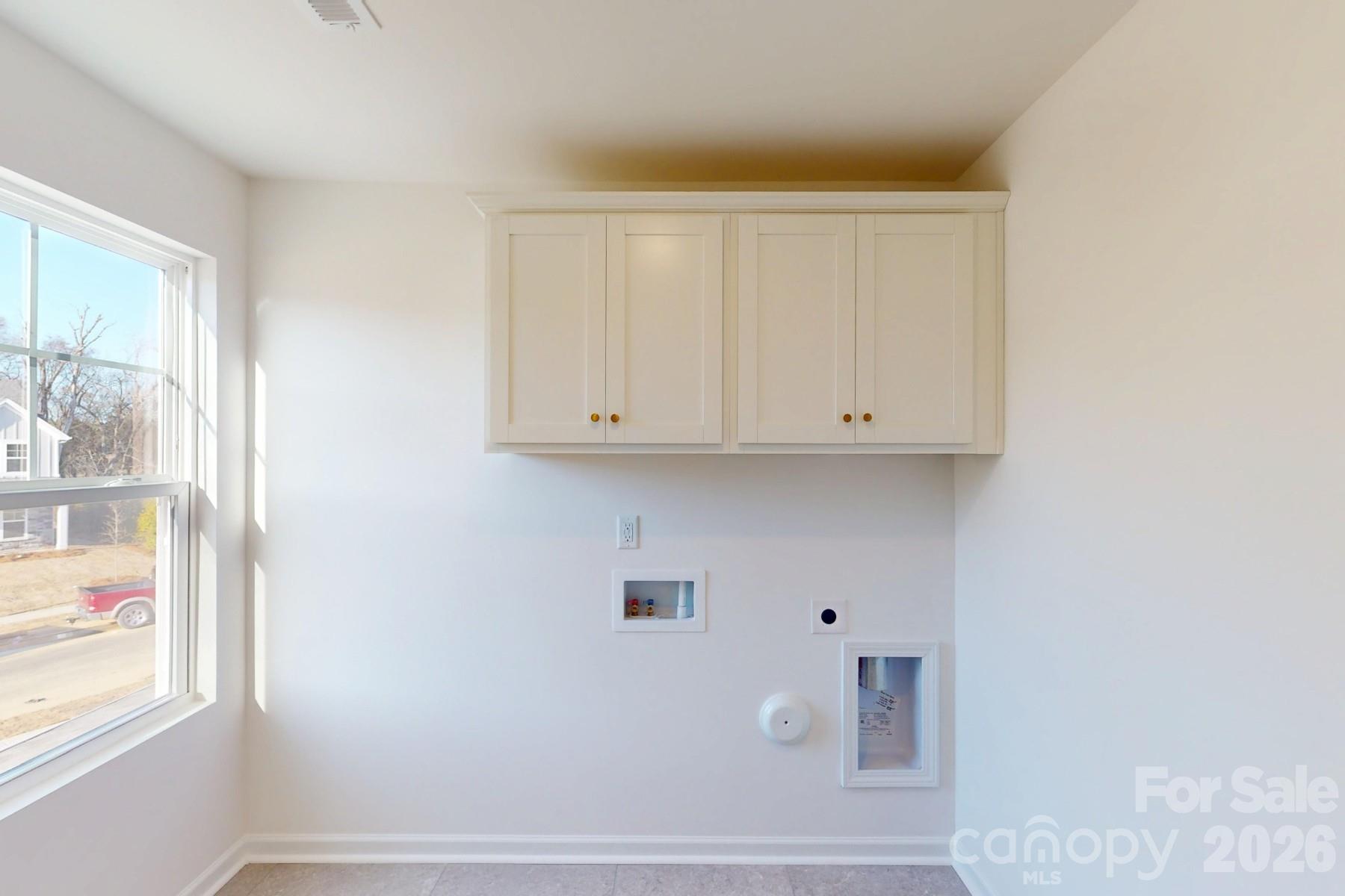 1330 Fremont Drive — Wingate