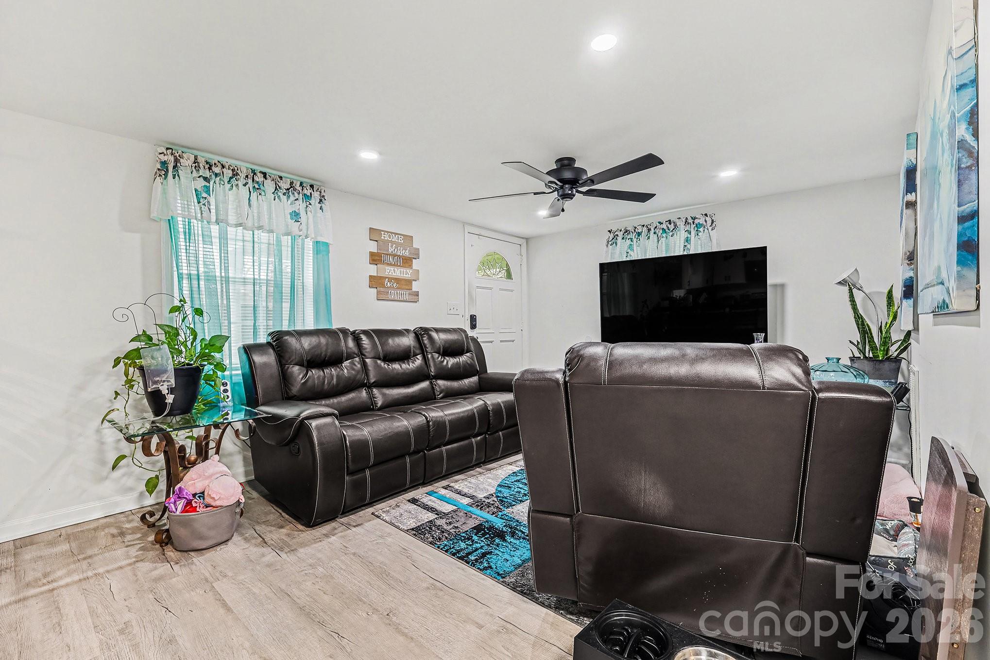 925 S Austin Road — Marshville