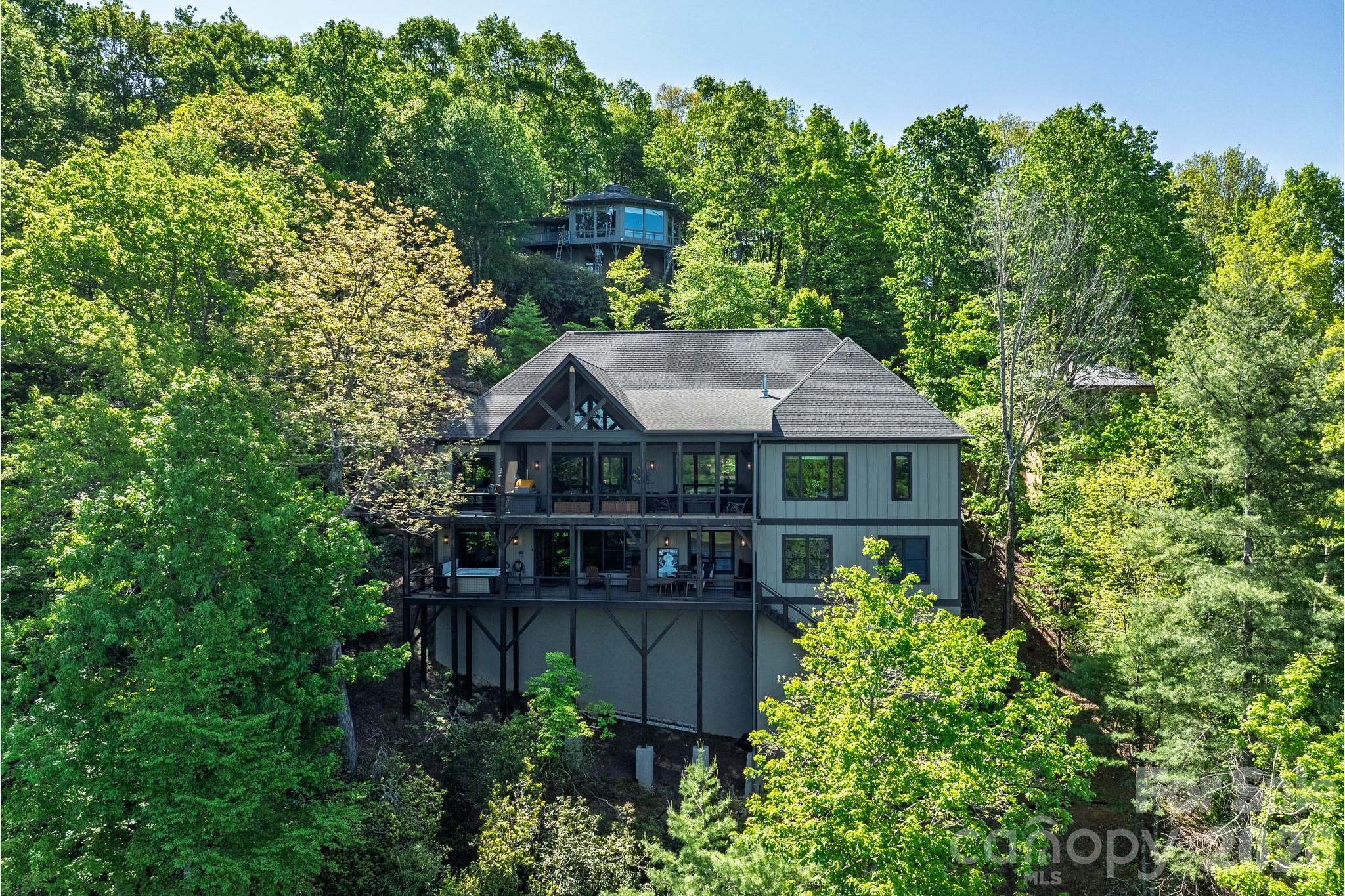 333 Kanasdatsi Drive — Brevard