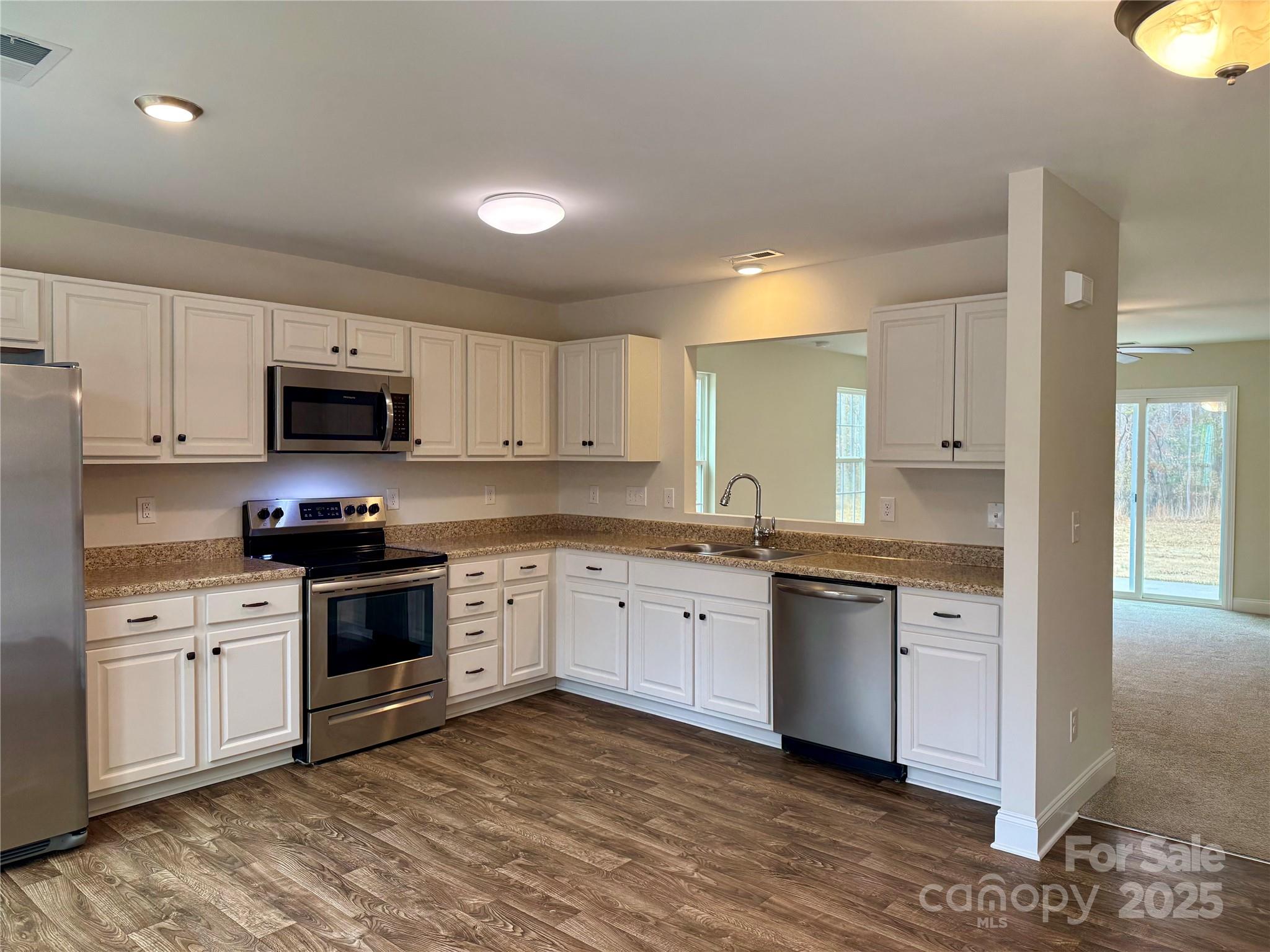 851 Armfield Street — Waxhaw