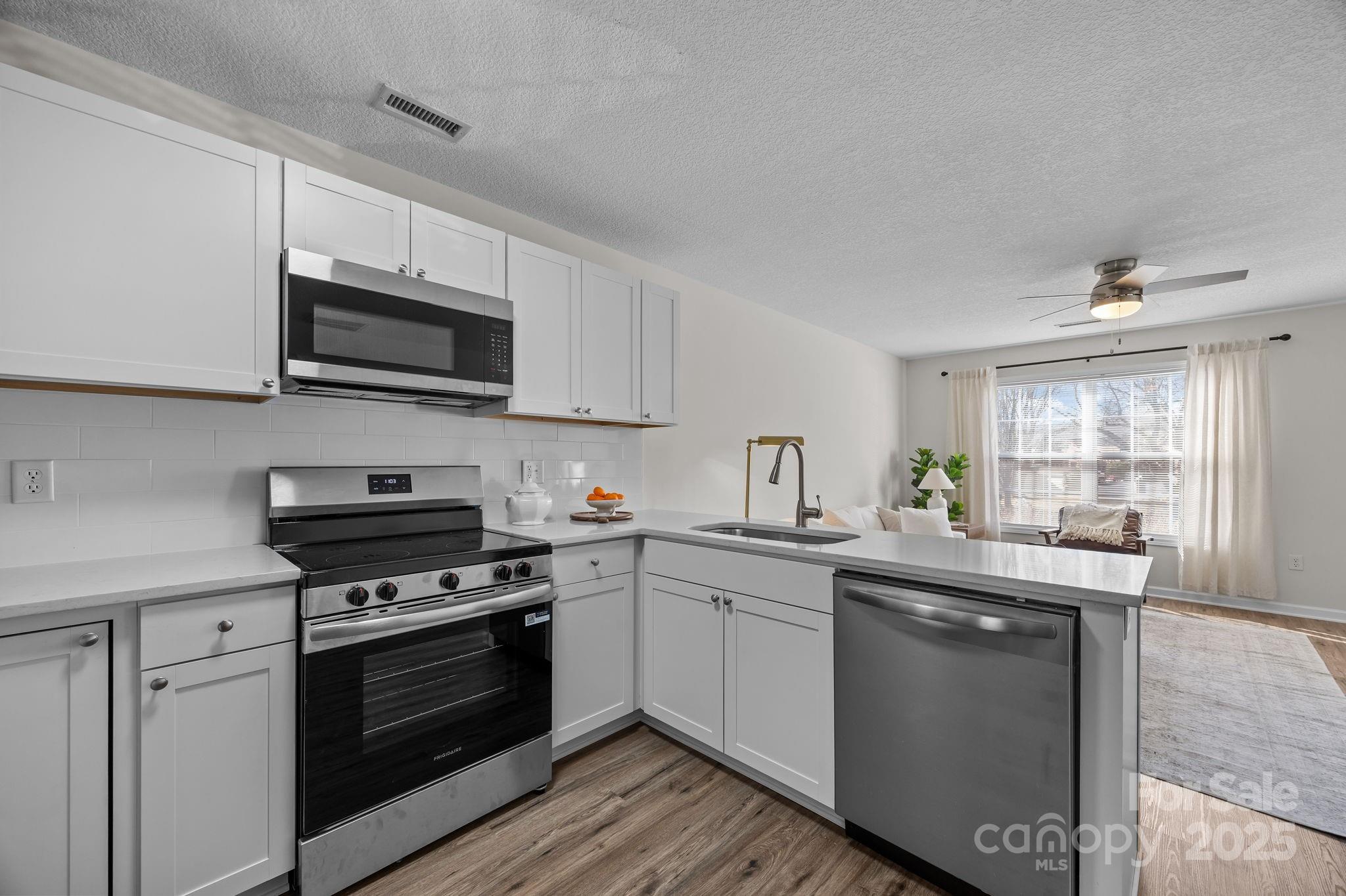 2 Meadow Glen Drive — Fletcher