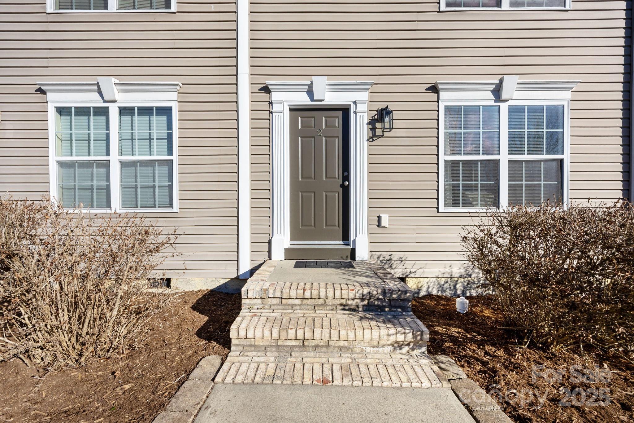 2 Meadow Glen Drive — Fletcher