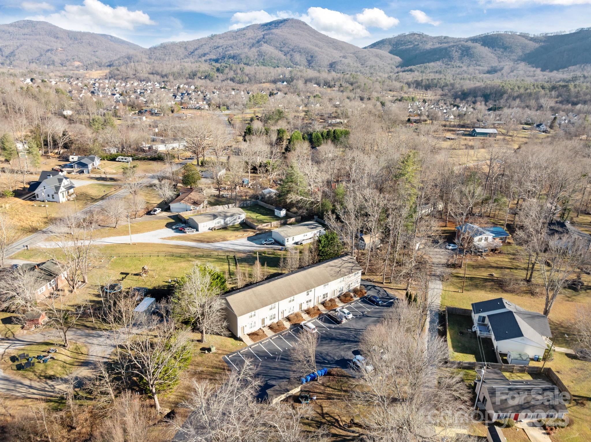 2 Meadow Glen Drive — Fletcher
