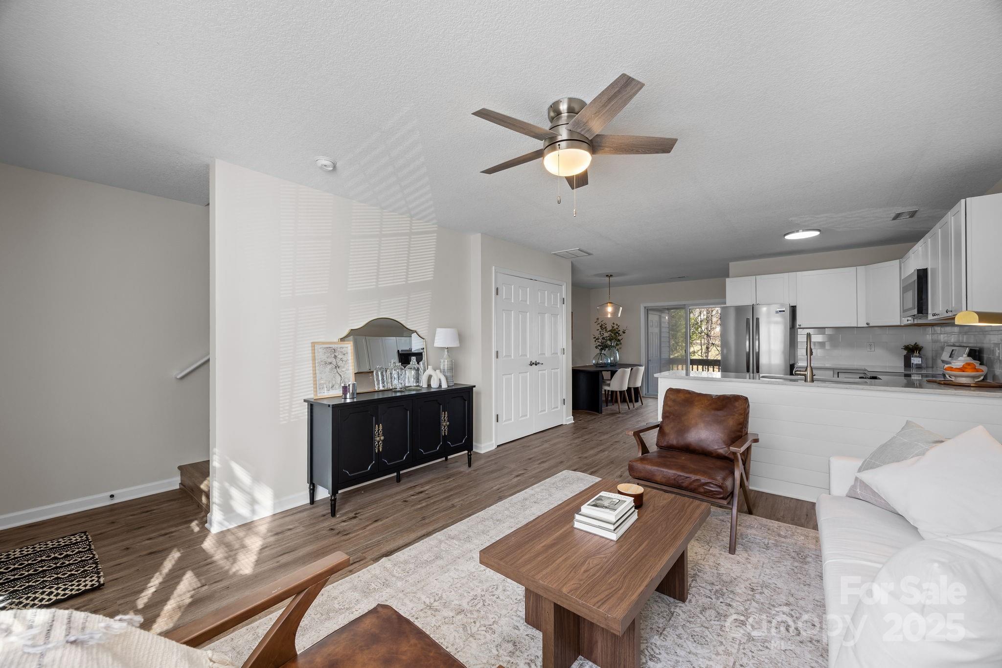 2 Meadow Glen Drive — Fletcher