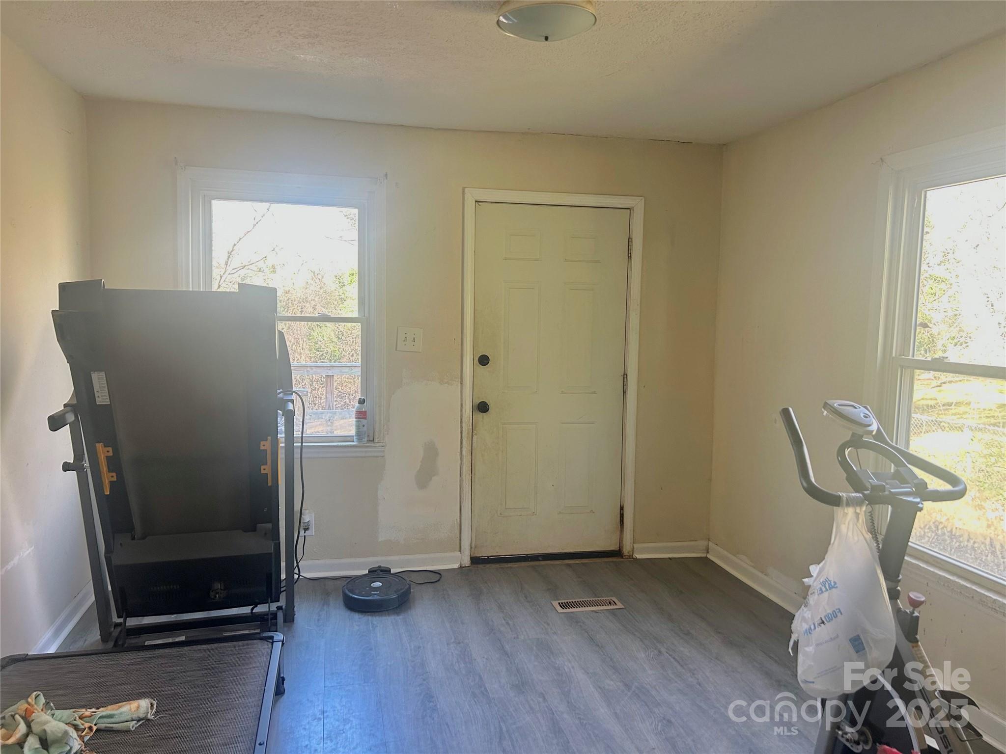 306 Valley Street — Stanley