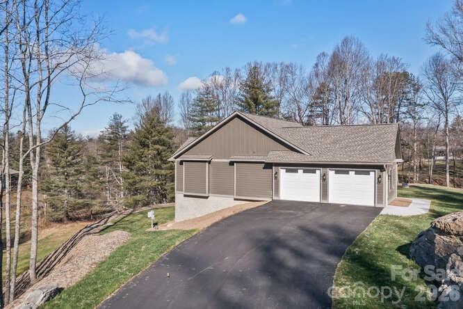 105 Sheila Wynne Drive #8 — Fletcher