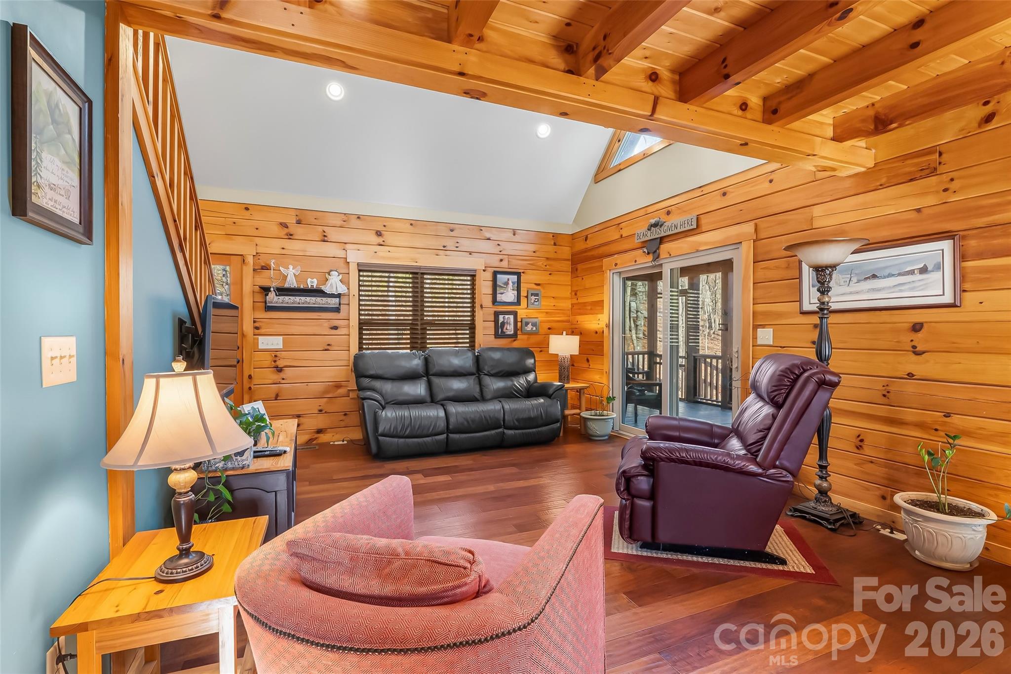204 Mountain Vista Drive — Nebo