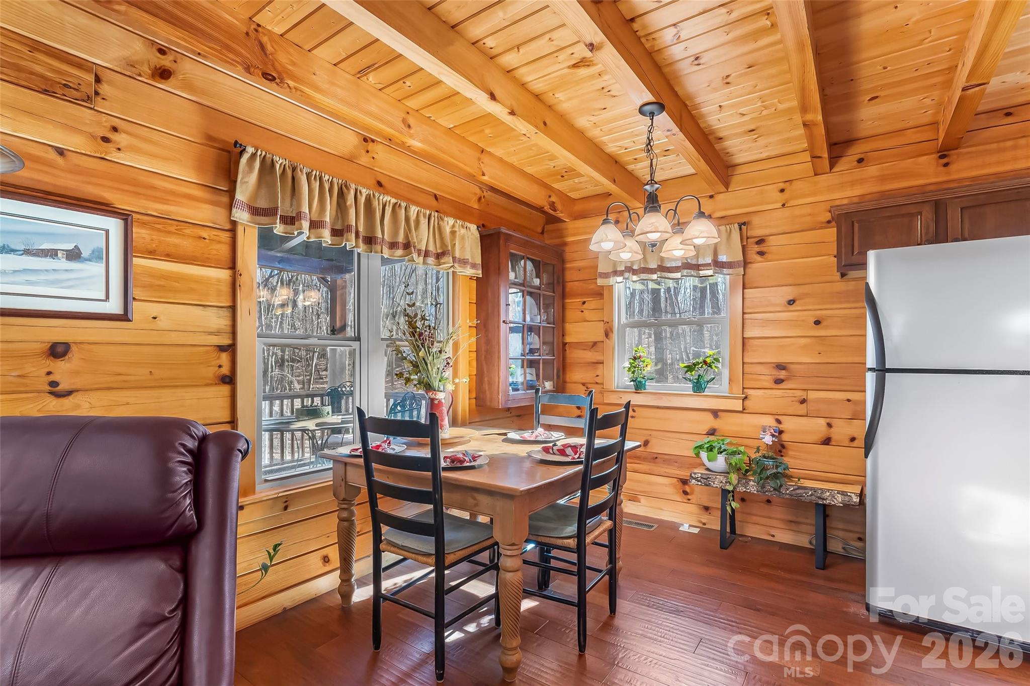 204 Mountain Vista Drive — Nebo
