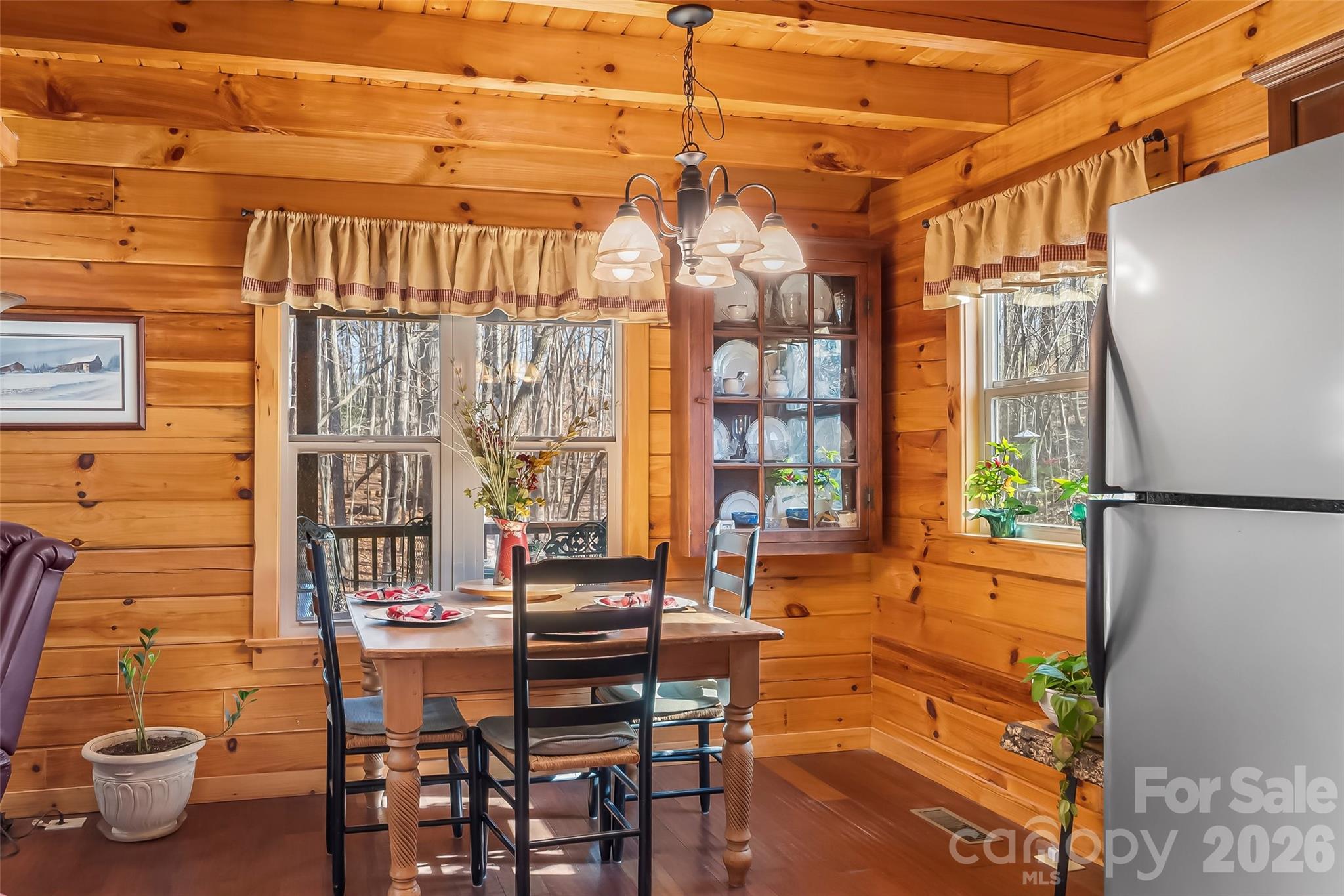 204 Mountain Vista Drive — Nebo