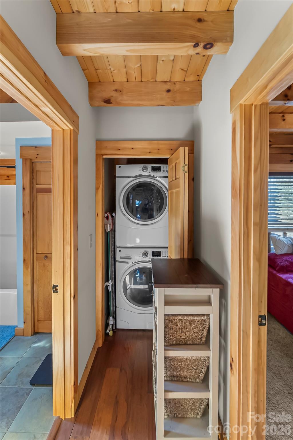204 Mountain Vista Drive — Nebo