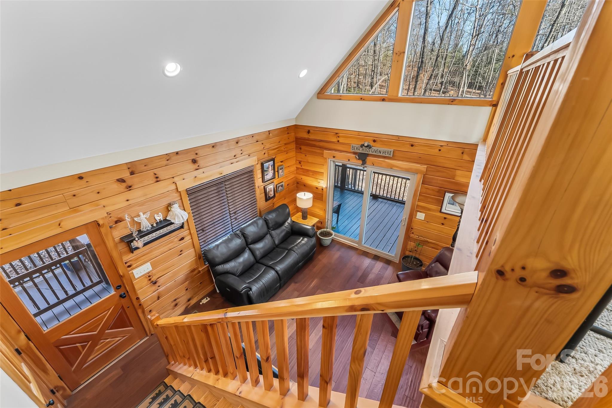 204 Mountain Vista Drive — Nebo