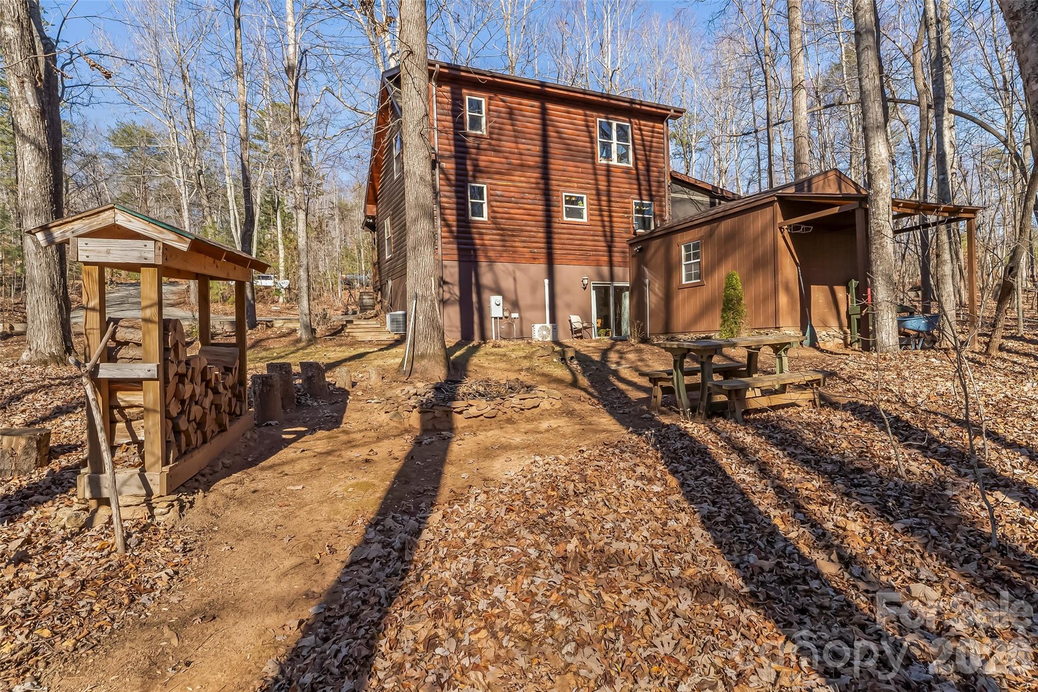 204 Mountain Vista Drive — Nebo