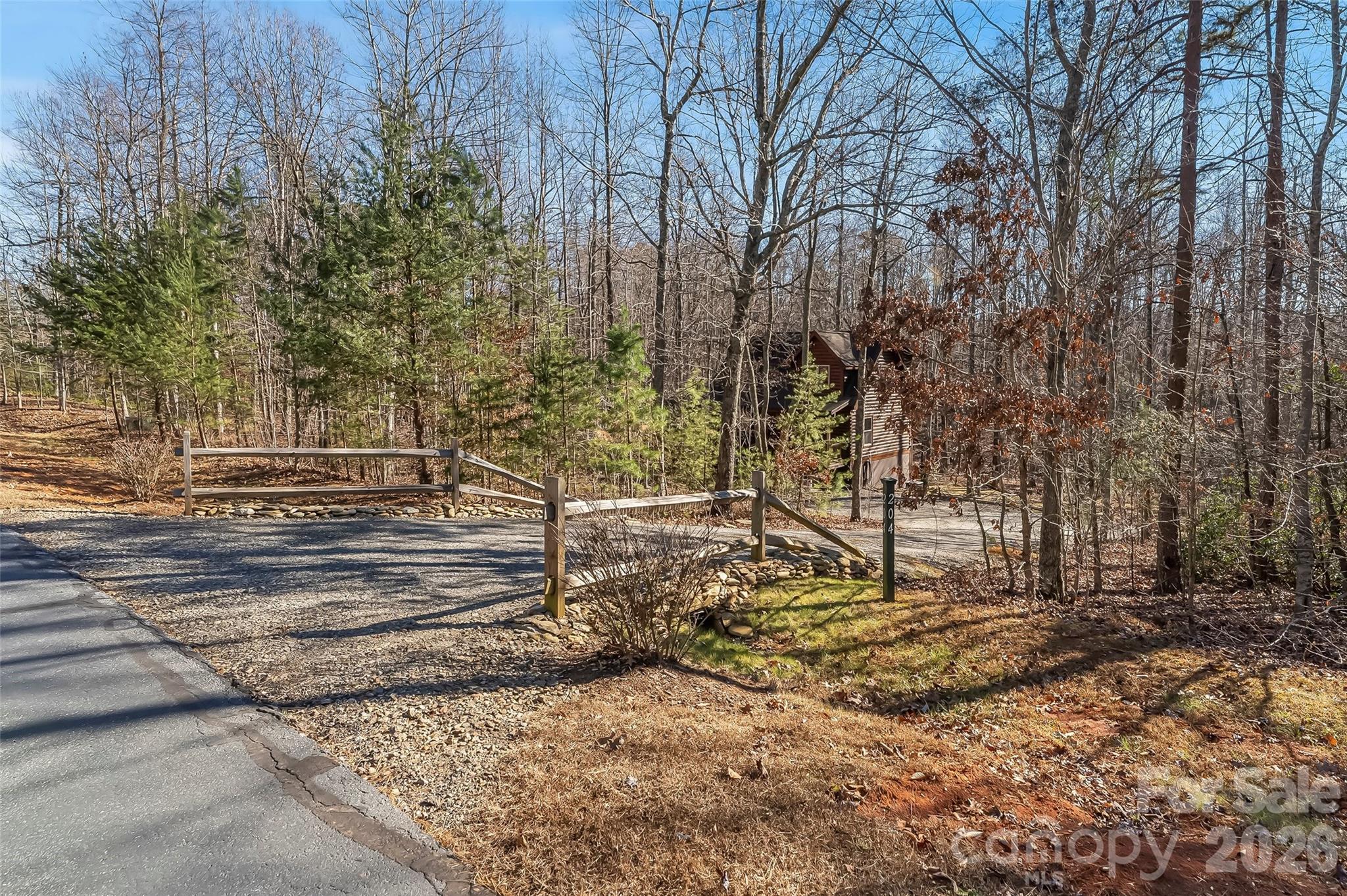 204 Mountain Vista Drive — Nebo