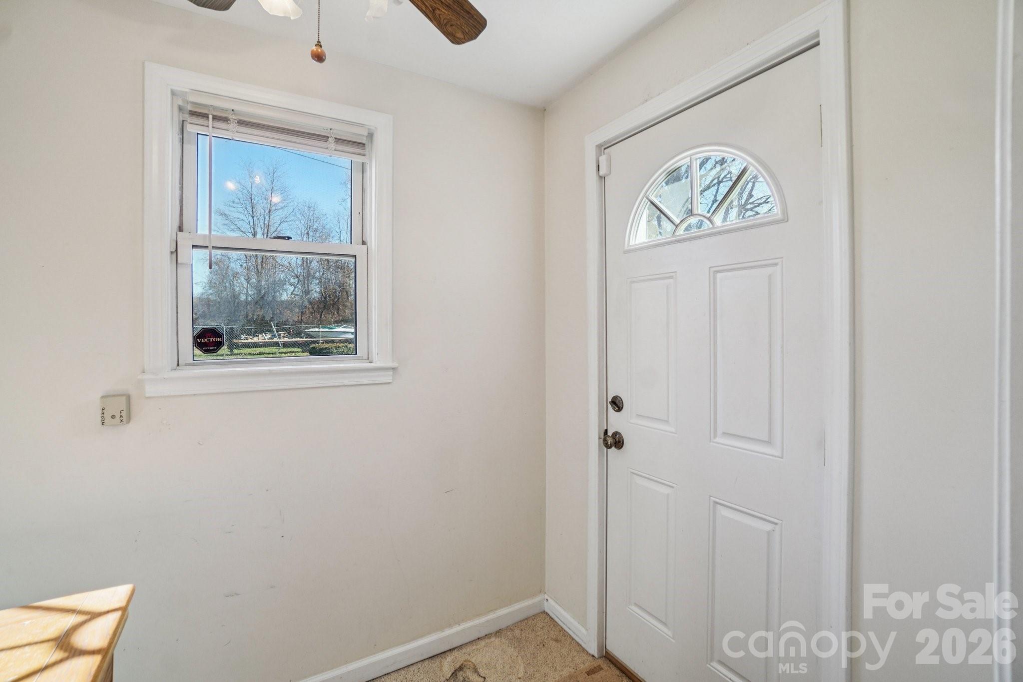 511 Oak Grove Road — East Flat Rock