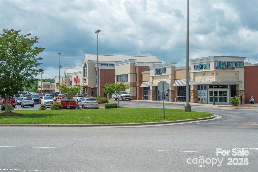 80 Buckhead Trail — Horse Shoe