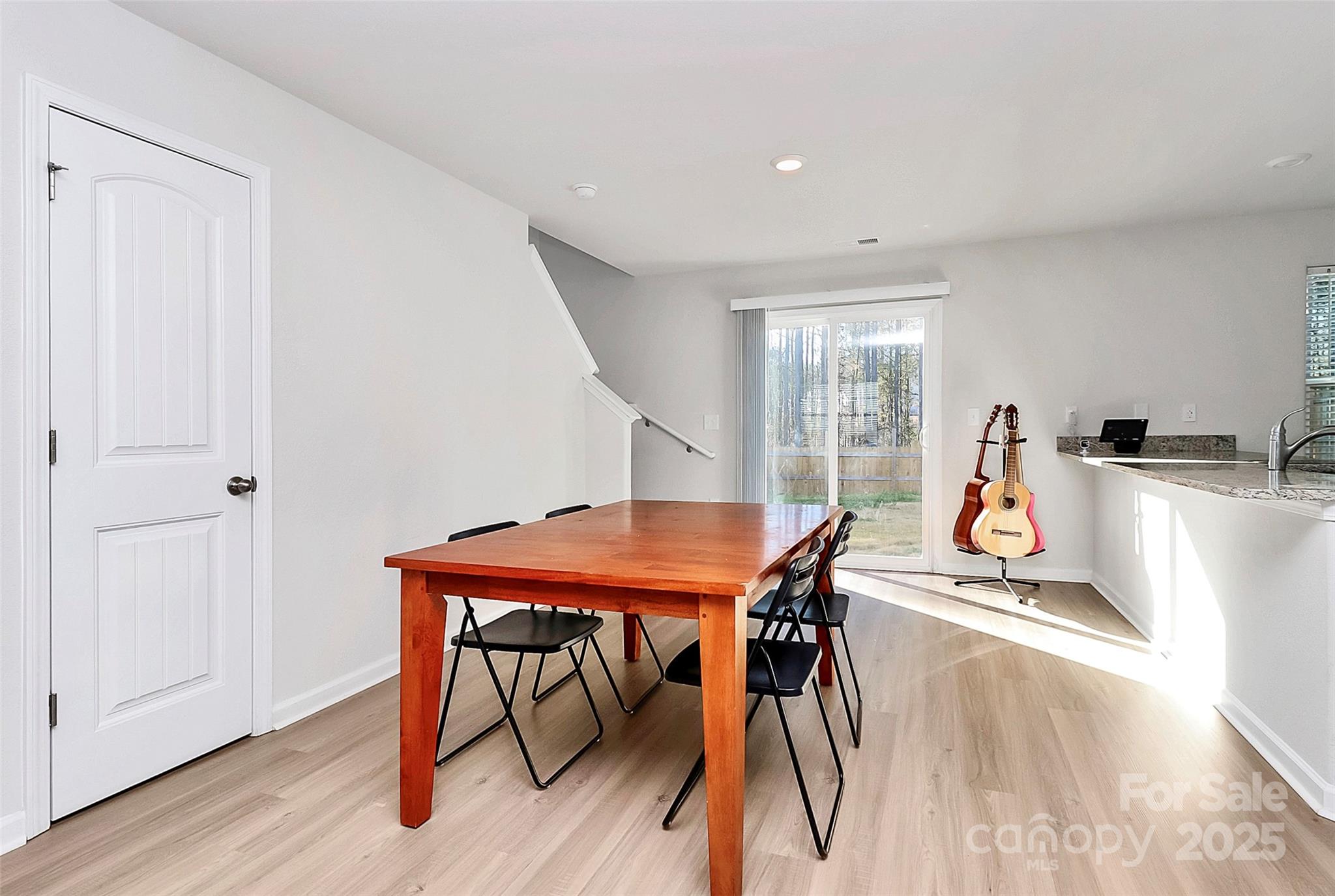5209 Wolfridge Avenue — Charlotte
