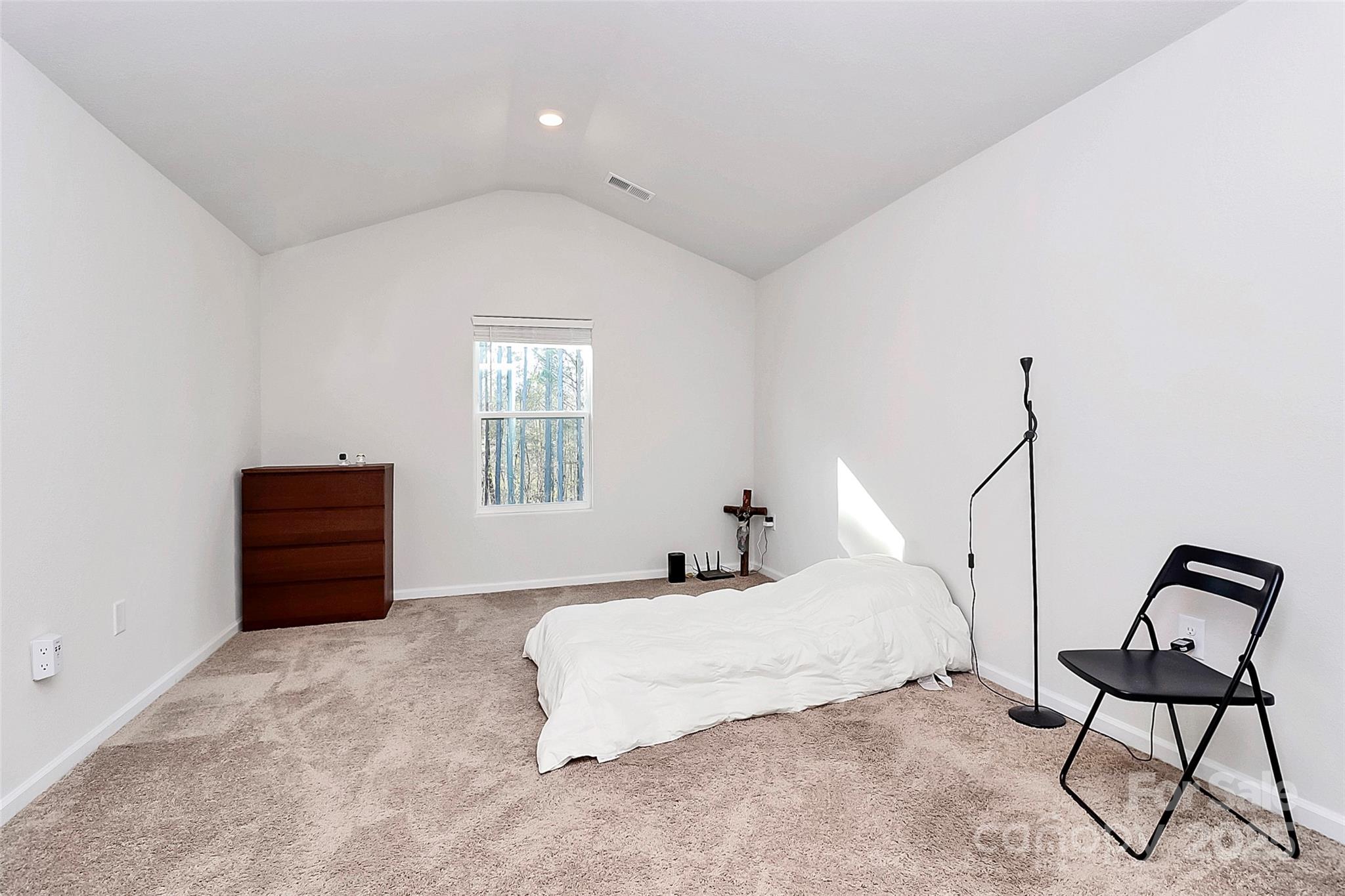 5209 Wolfridge Avenue — Charlotte