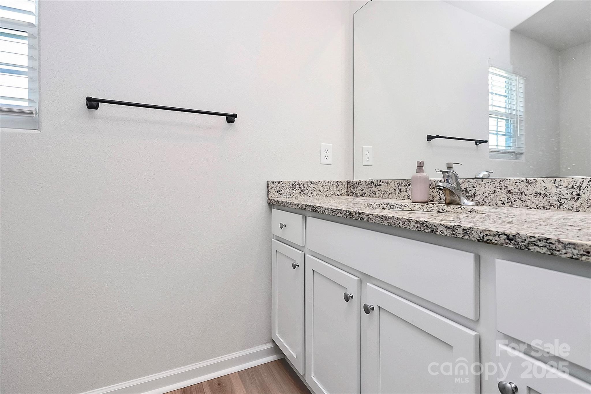 5209 Wolfridge Avenue — Charlotte