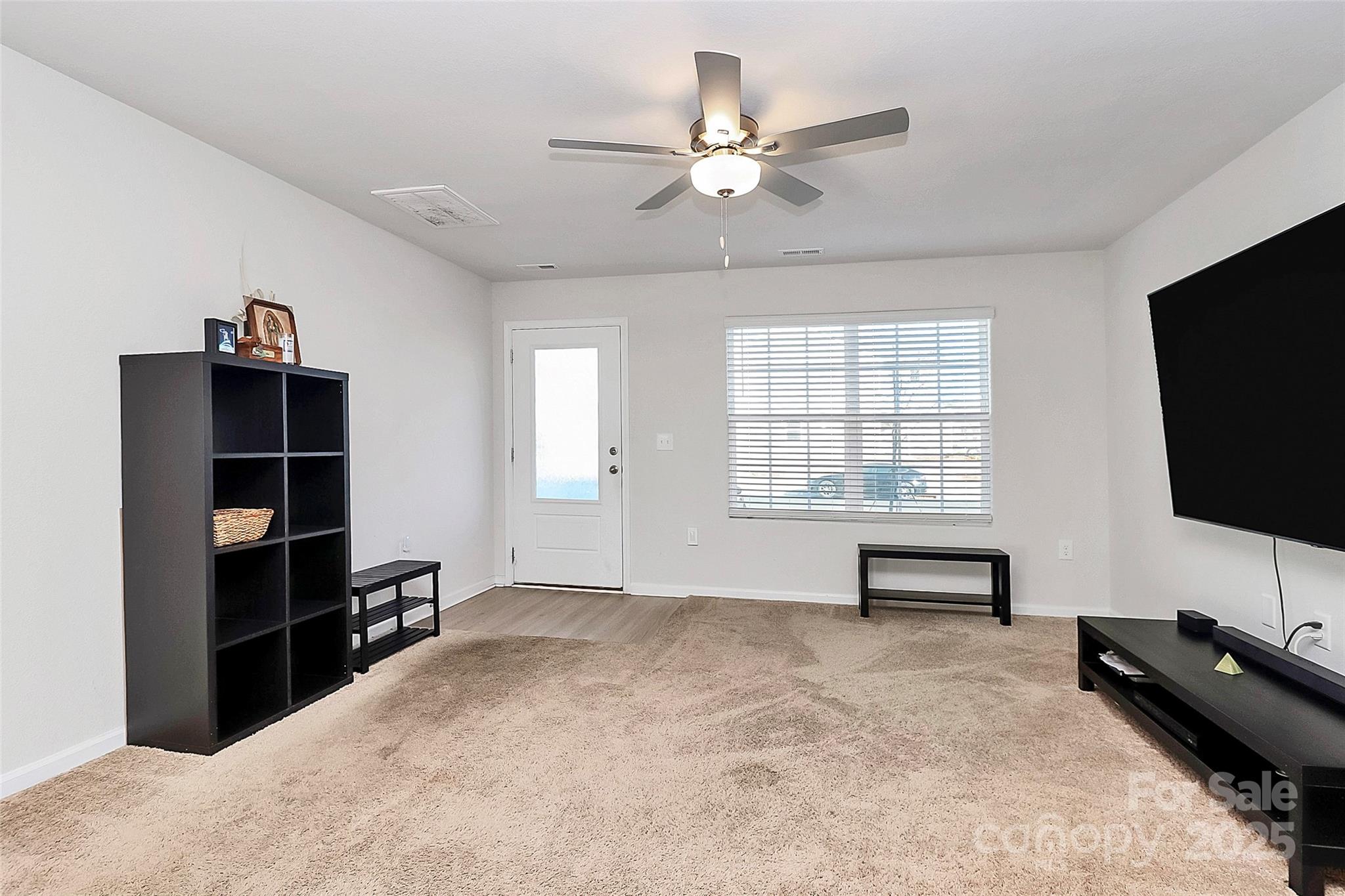 5209 Wolfridge Avenue — Charlotte