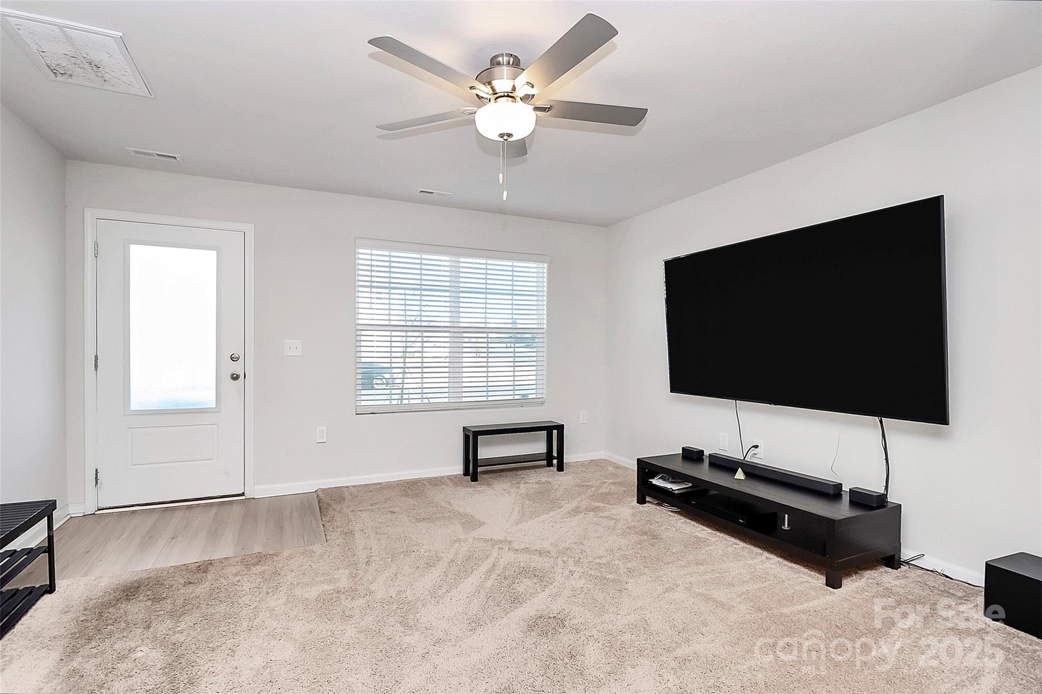 5209 Wolfridge Avenue — Charlotte