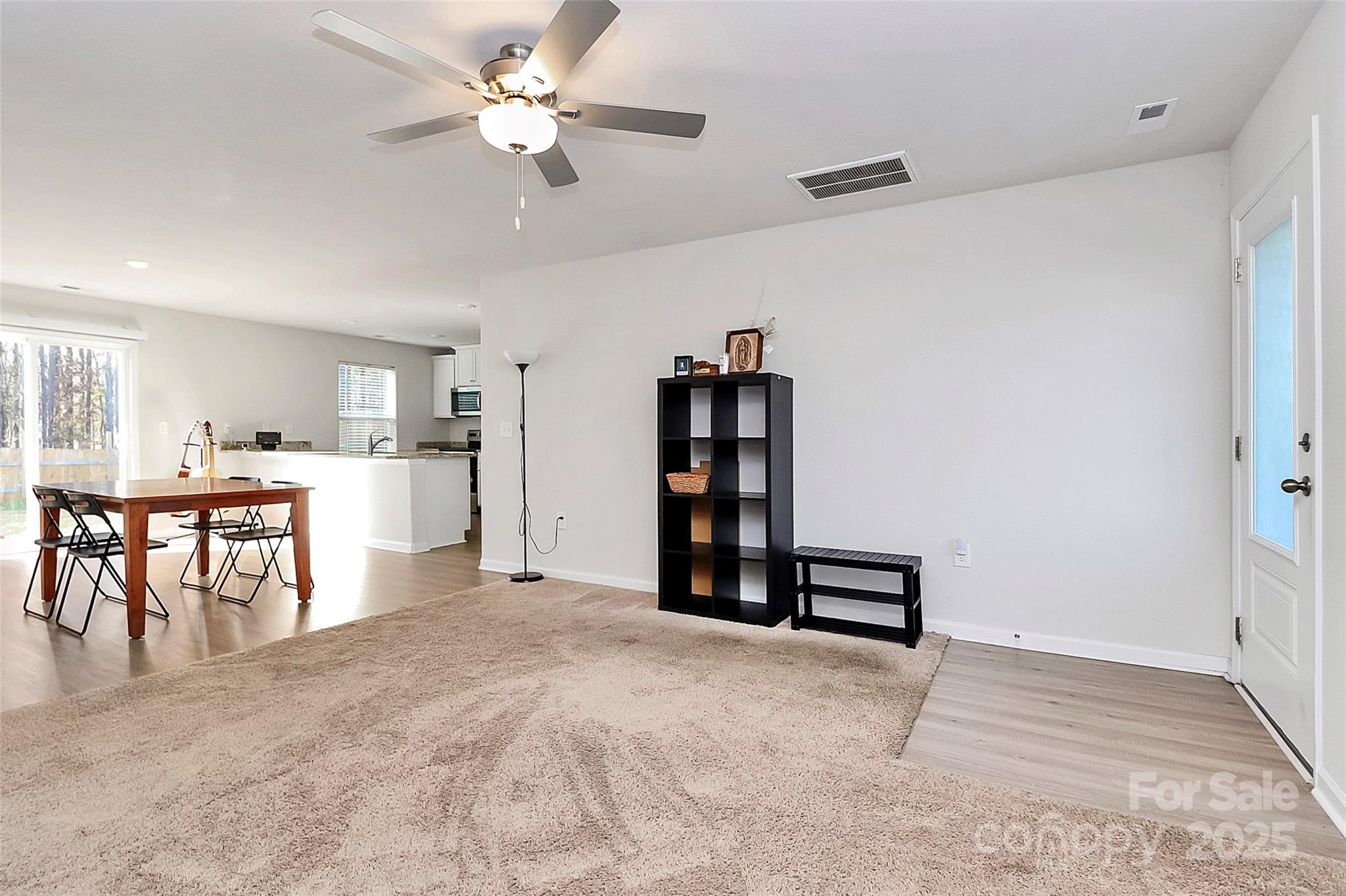 5209 Wolfridge Avenue — Charlotte