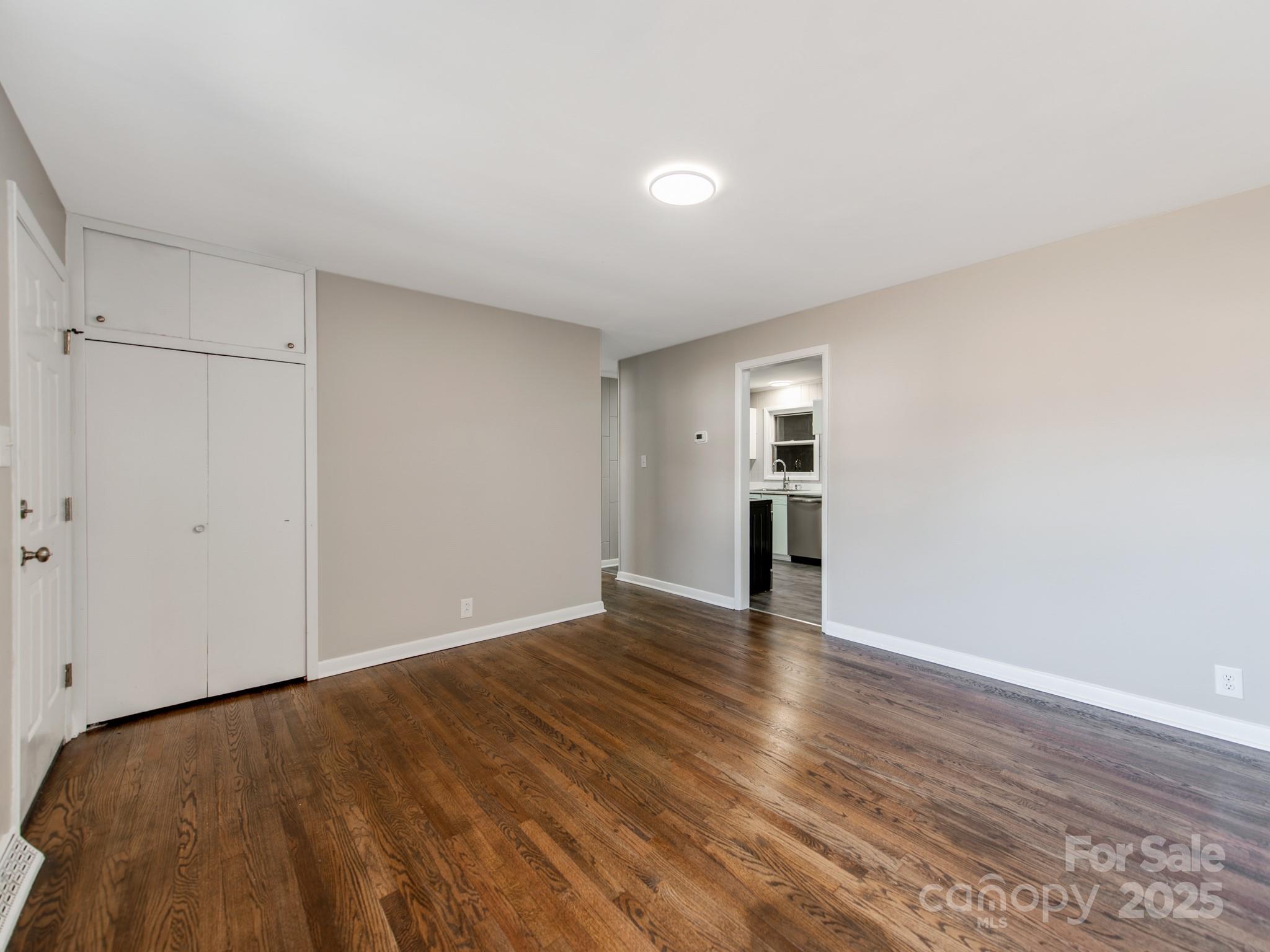502 Mcconnell Street — Clover