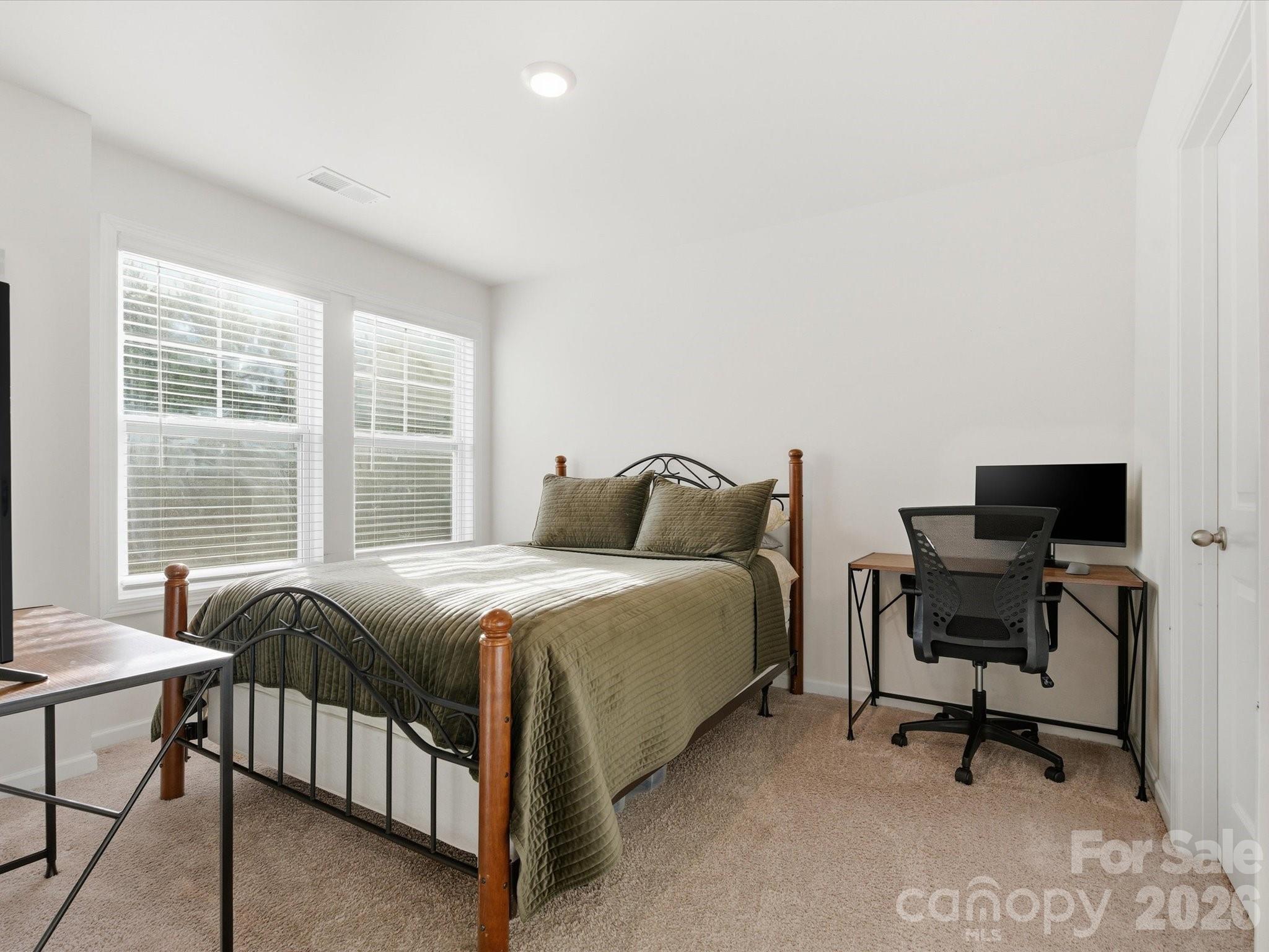 1022 Chicory Trace — Clover