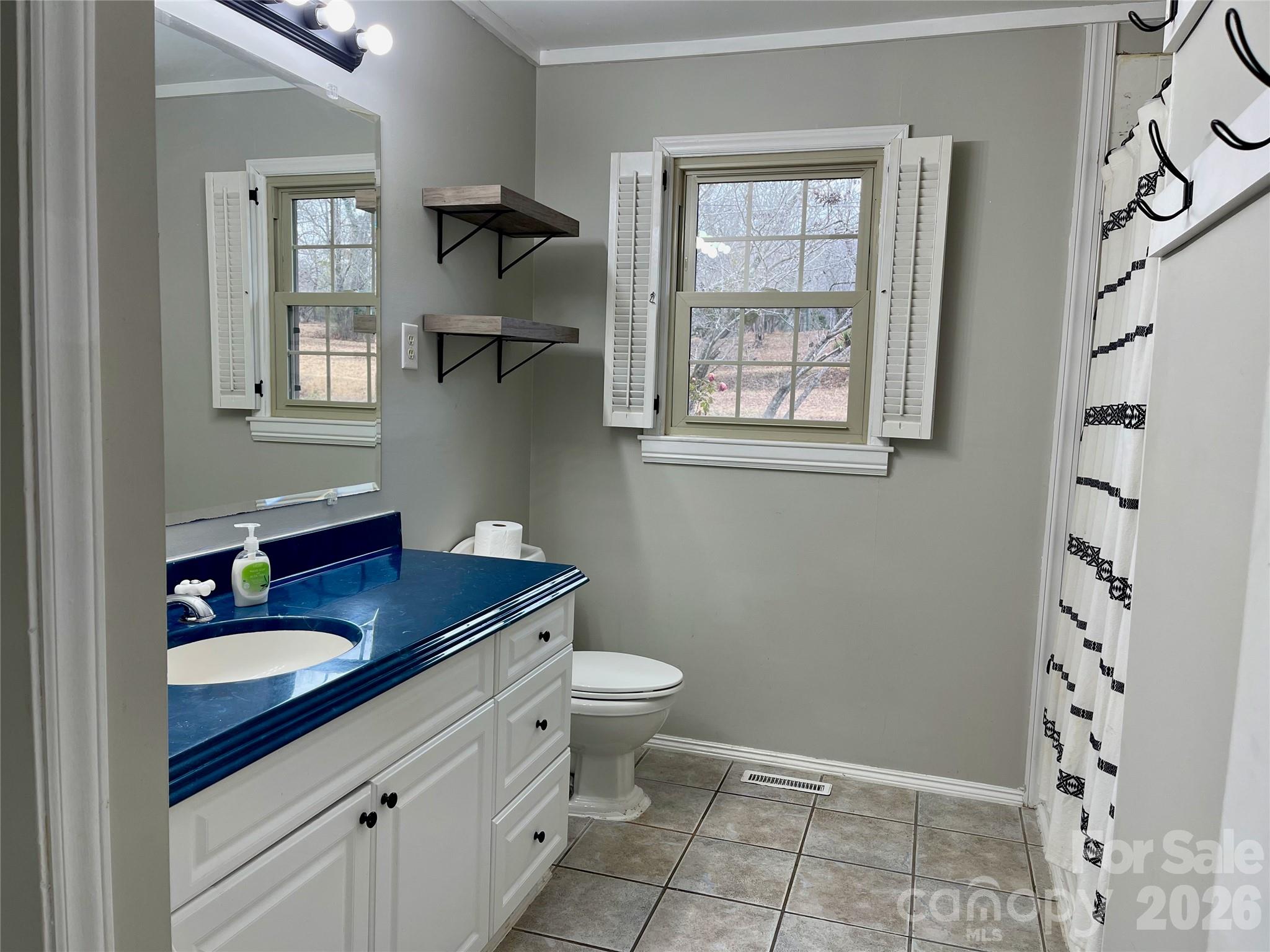 635 Powell Road NE — Lenoir