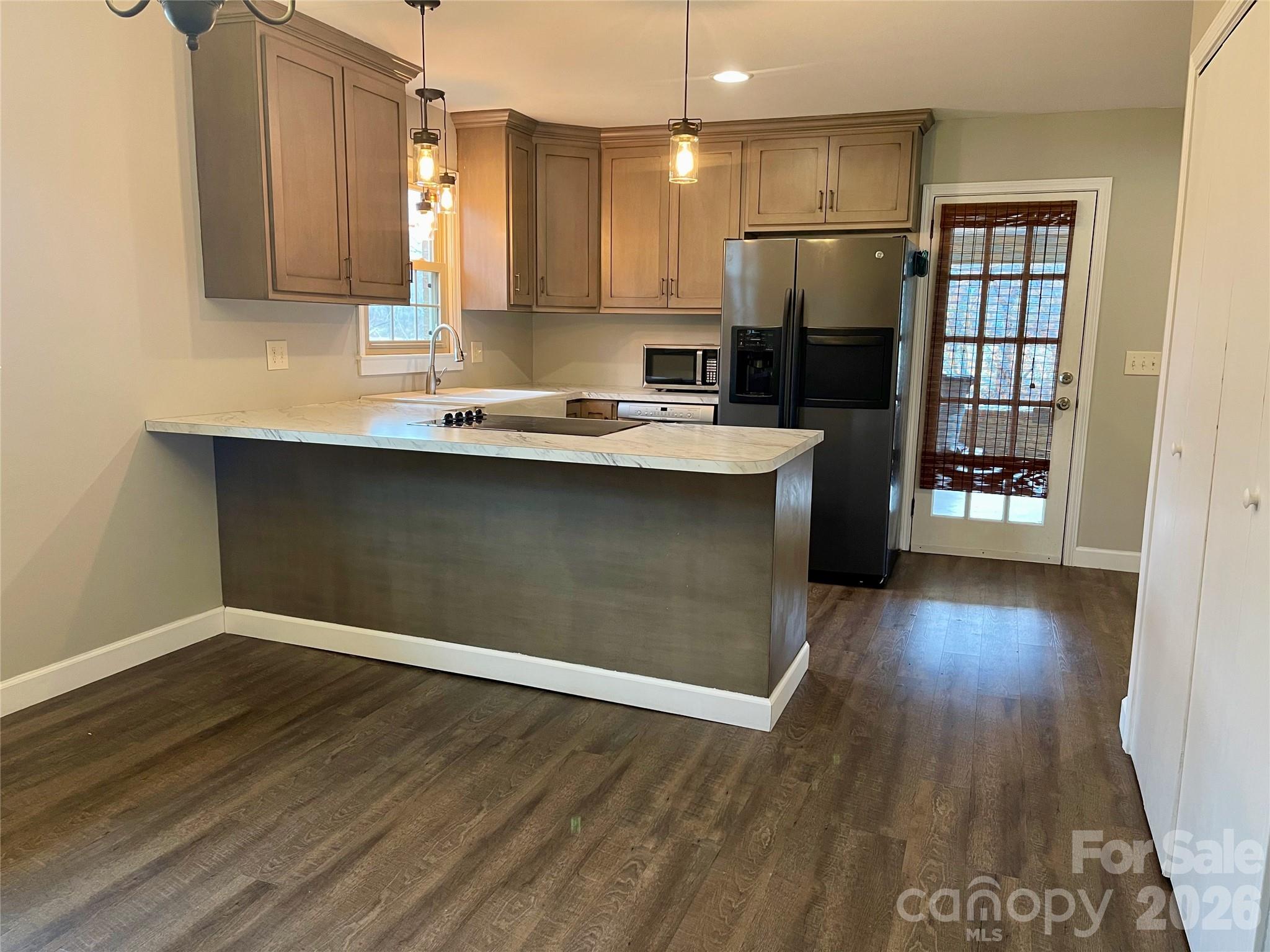 635 Powell Road NE — Lenoir
